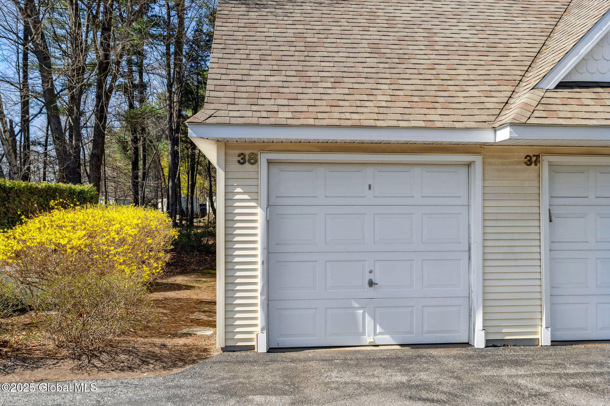 507 Mallards Pond Lane, Schenectady, New York image 28
