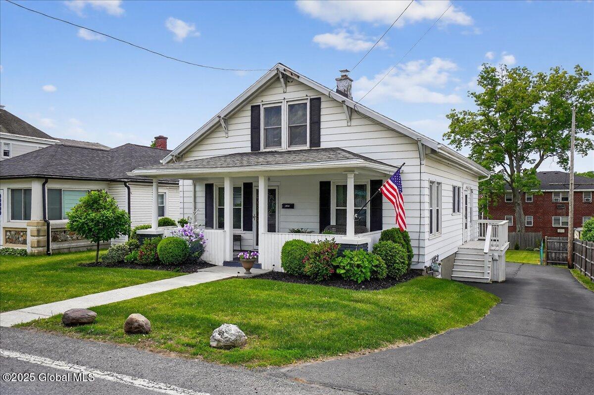 158 Old Loudon Road, Latham, New York image 1