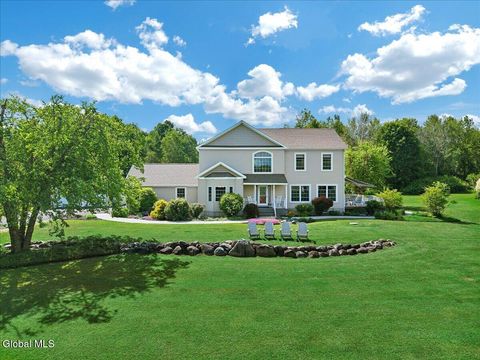 Photo of 672 Lakeview Road, Broadalbin, NY 12025 (MLS # 202619712)