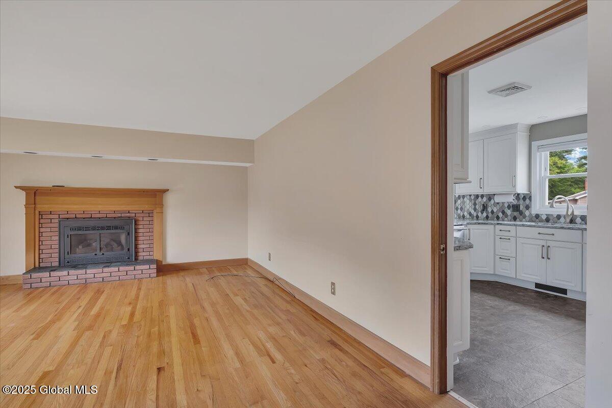 21 Hillcrest Drive, Clifton Park, New York image 12