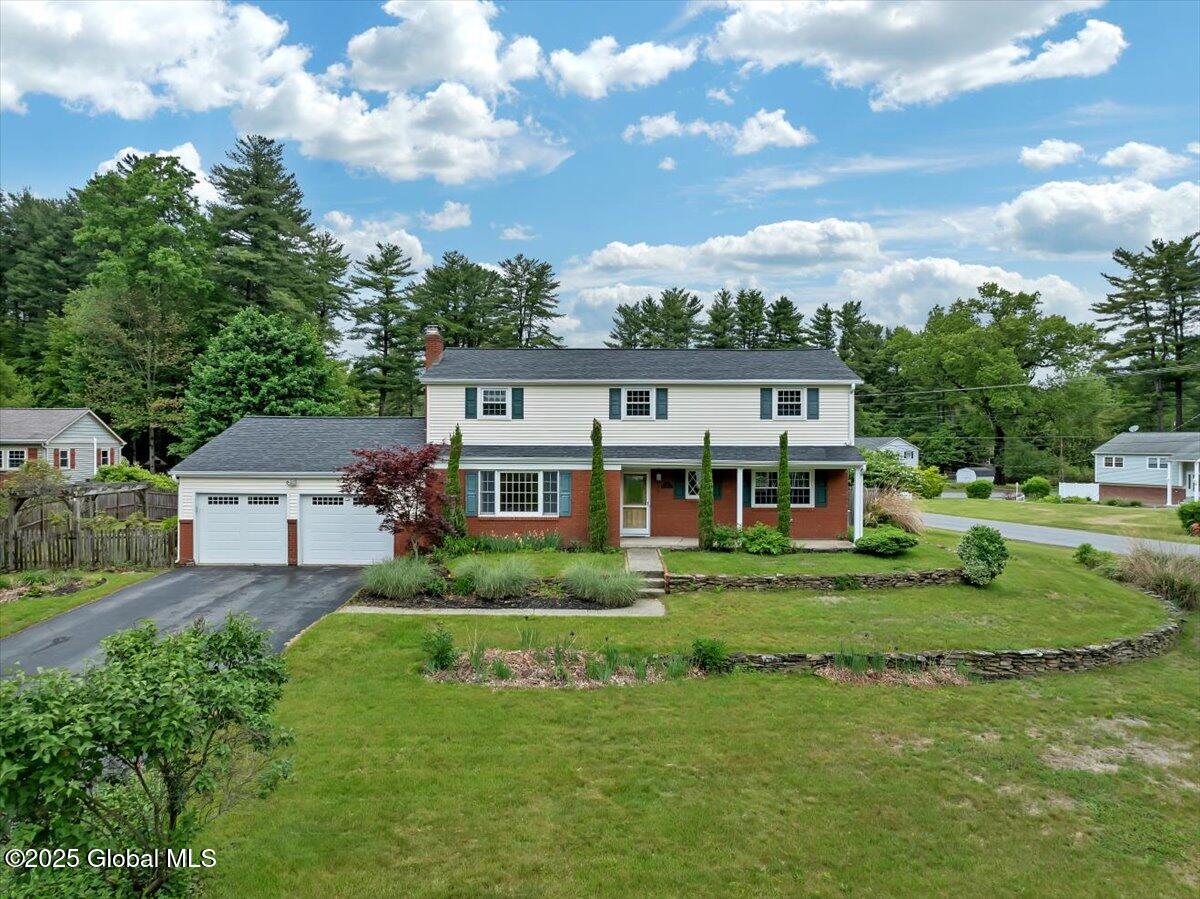 21 Hillcrest Drive, Clifton Park, New York image 1