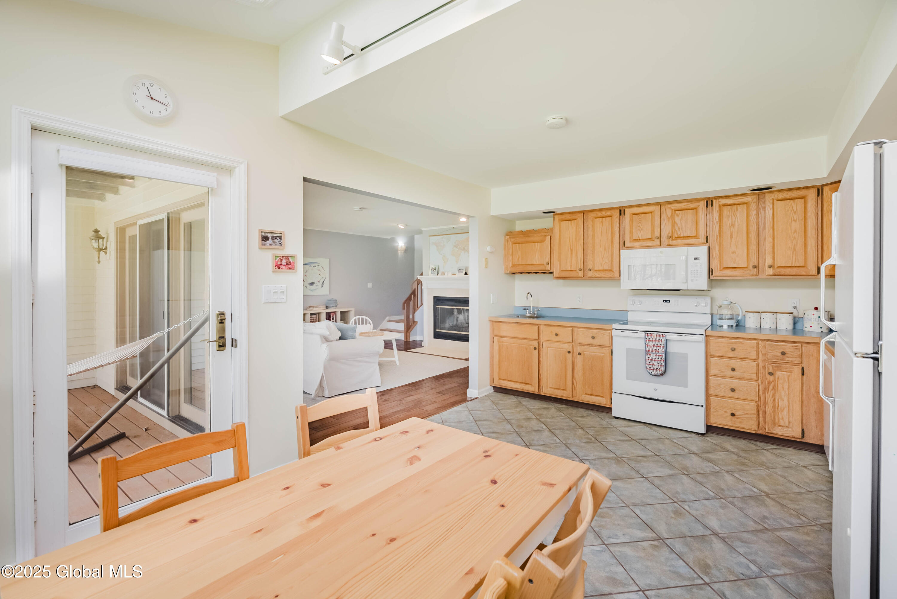 20 Ridge Court, Saratoga Springs, New York image 14