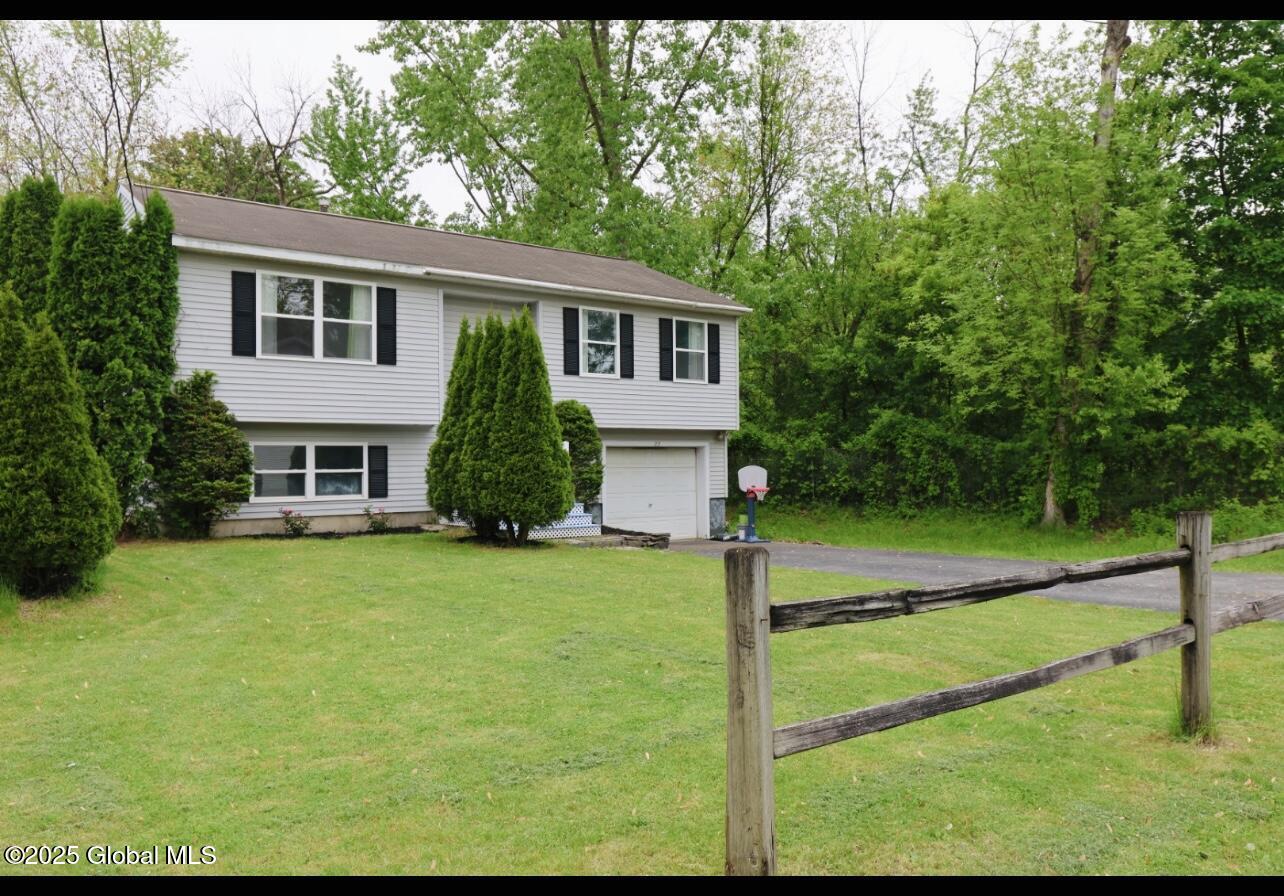 29 Clark Street, Hudson Falls, New York image 1