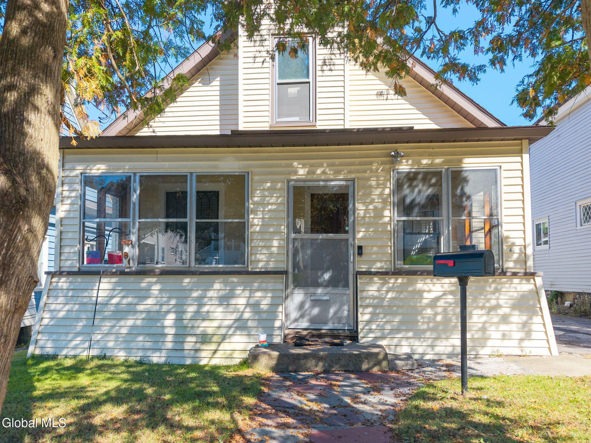 Schenectady, New York 12308, United States, 3 Bedrooms Bedrooms, ,1 BathroomBathrooms,Residential,Active,224193