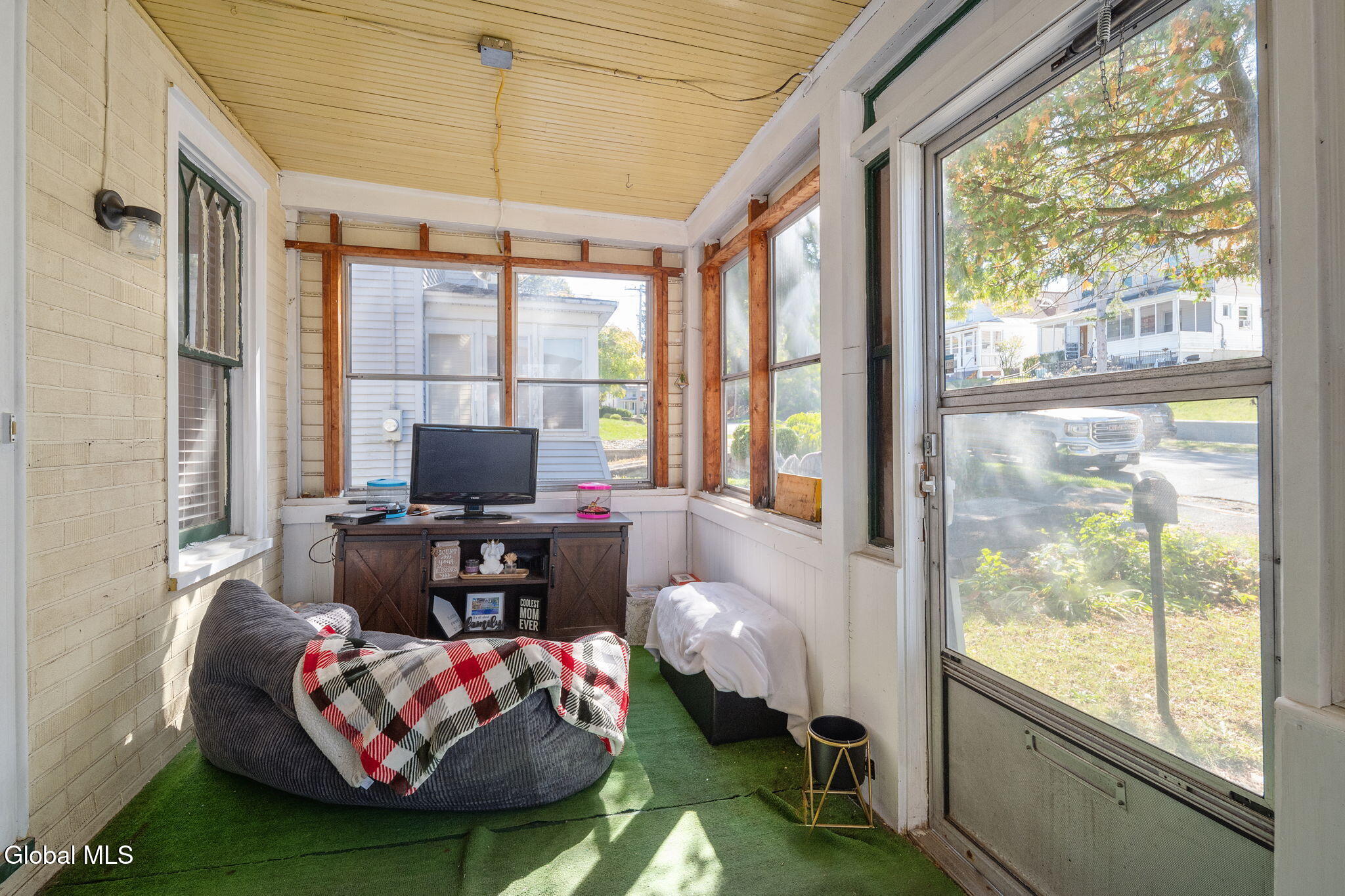 Schenectady, New York 12308, United States, 3 Bedrooms Bedrooms, ,1 BathroomBathrooms,Residential,Active,224193