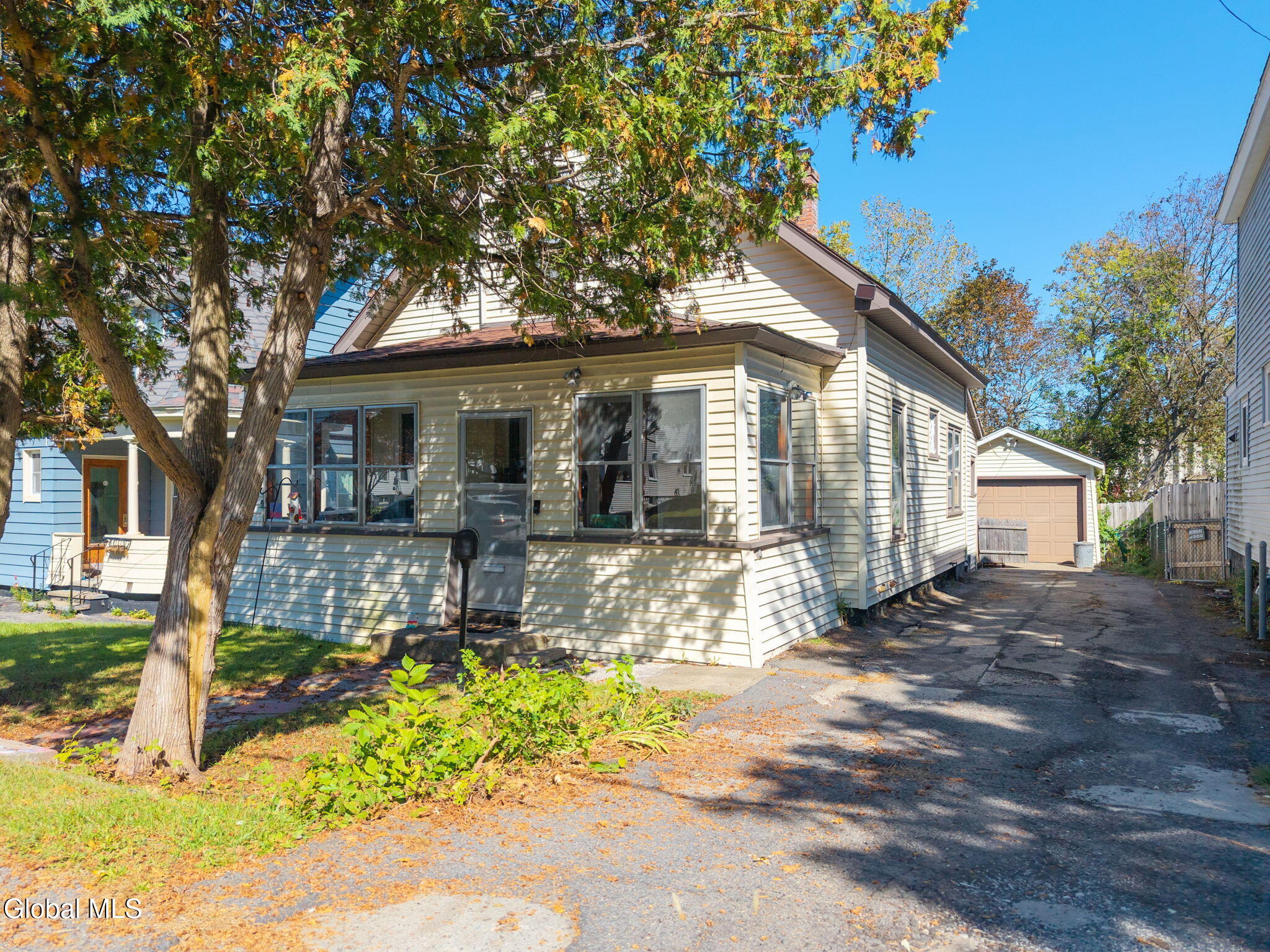 Schenectady, New York 12308, United States, 3 Bedrooms Bedrooms, ,1 BathroomBathrooms,Residential,Active,224193