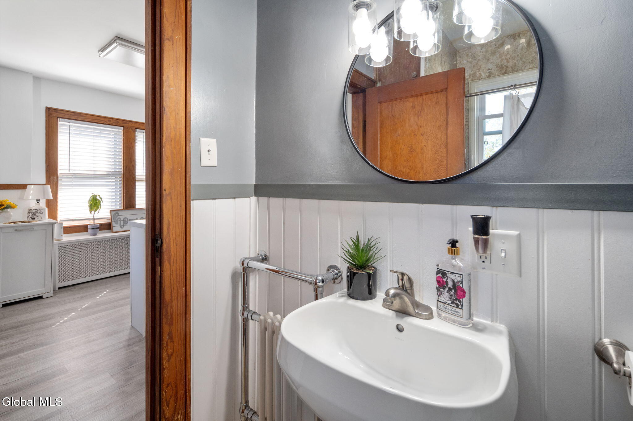 Schenectady, New York 12308, United States, 3 Bedrooms Bedrooms, ,1 BathroomBathrooms,Residential,Active,224193