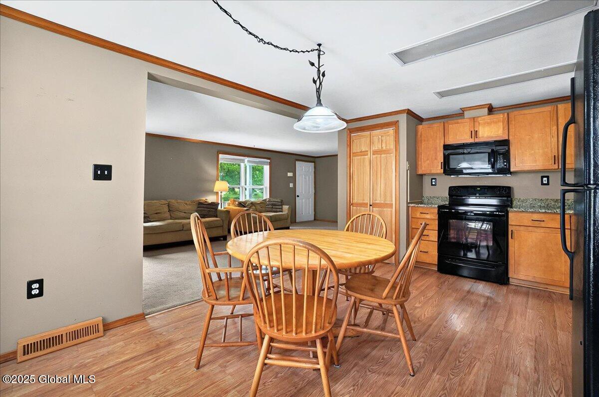 23 Hilton Drive, South Glens Falls, New York image 30