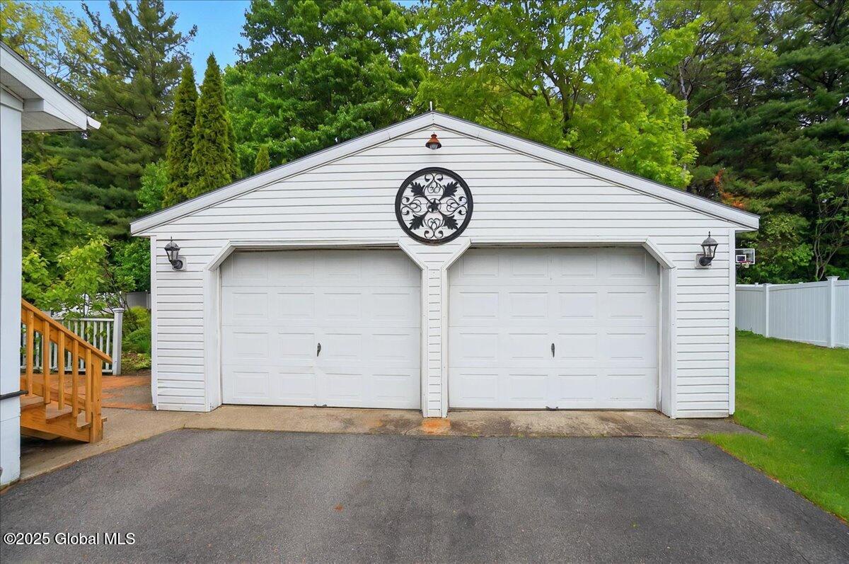 23 Hilton Drive, South Glens Falls, New York image 48