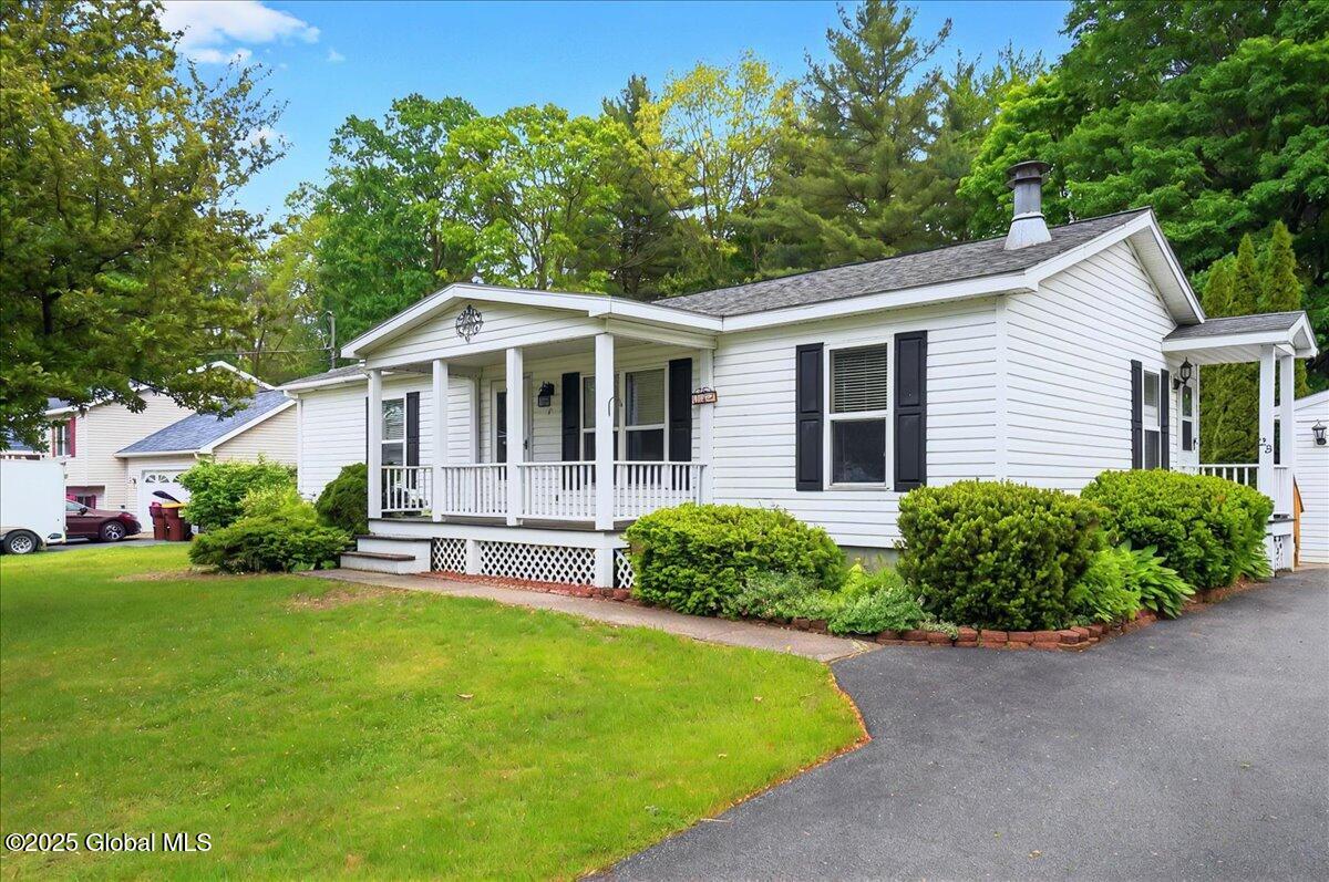 23 Hilton Drive, South Glens Falls, New York image 4