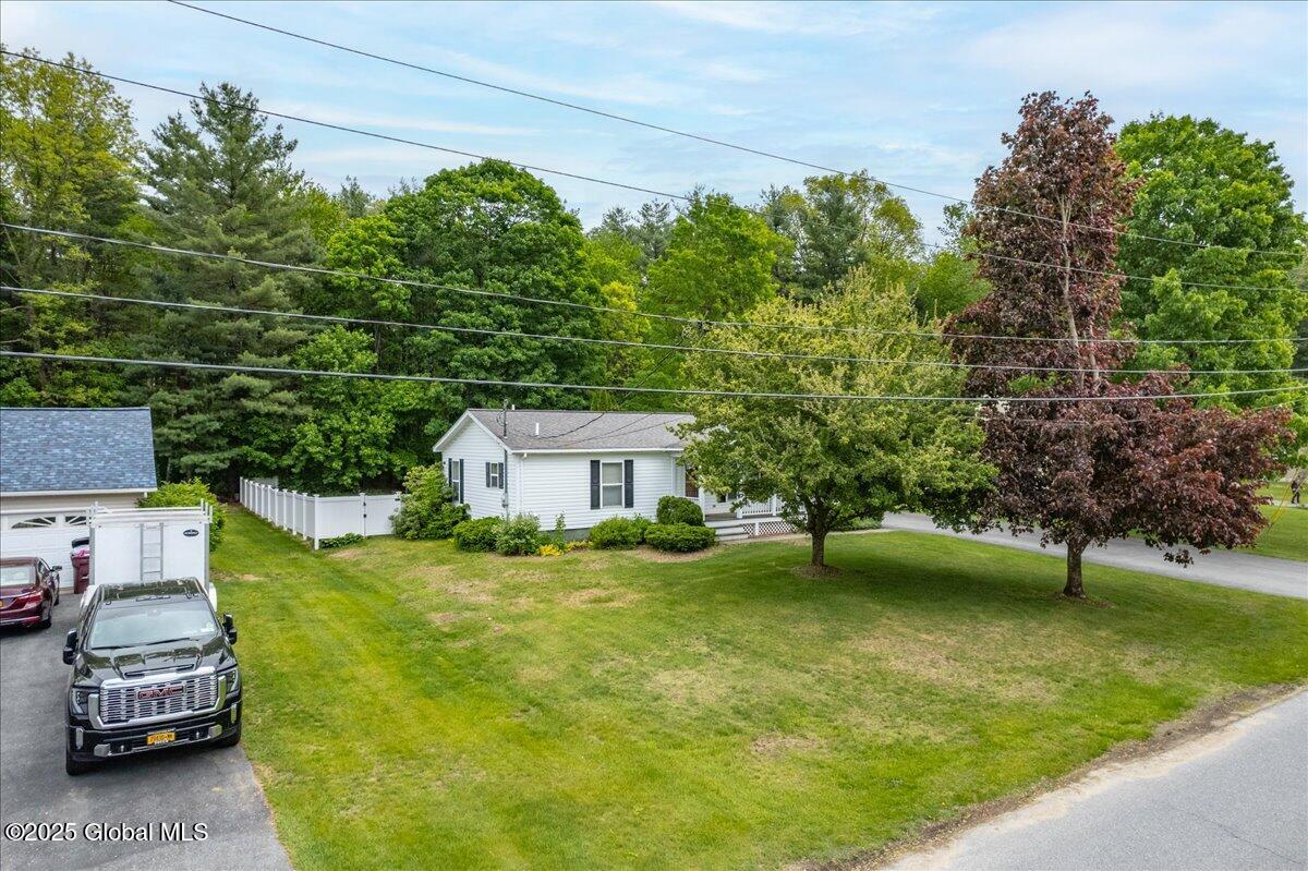23 Hilton Drive, South Glens Falls, New York image 8
