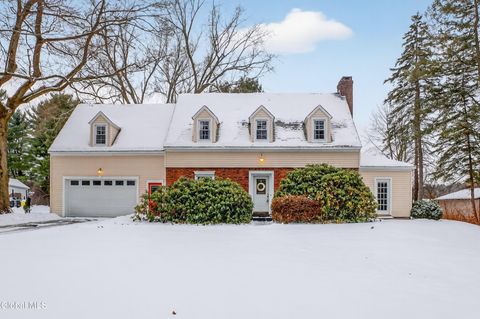 Photo of 2510 Troy-Schenectady Road, Niskayuna, NY 12309 (MLS # 202610312)