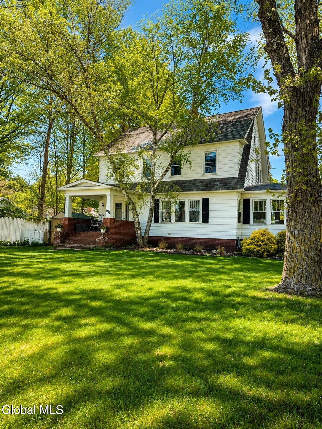 634 Glen Street