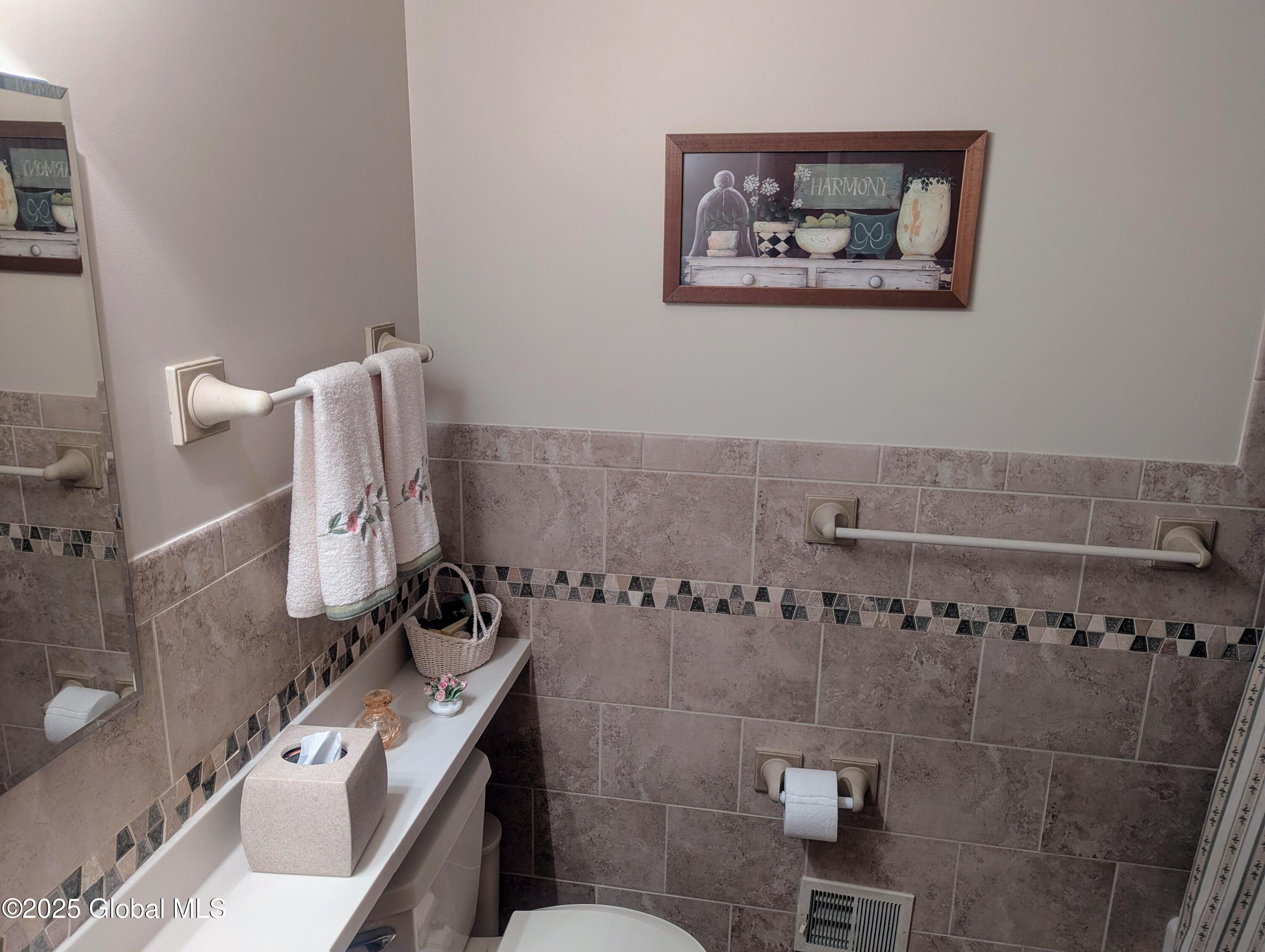 4 Canterbury Court, Albany, New York image 33