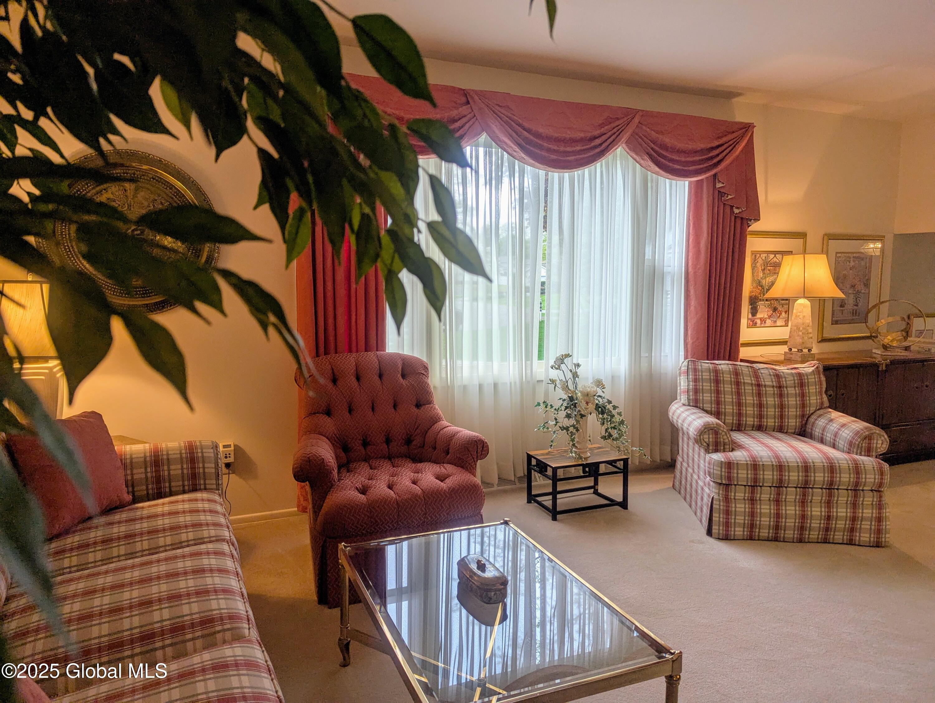 4 Canterbury Court, Albany, New York image 9