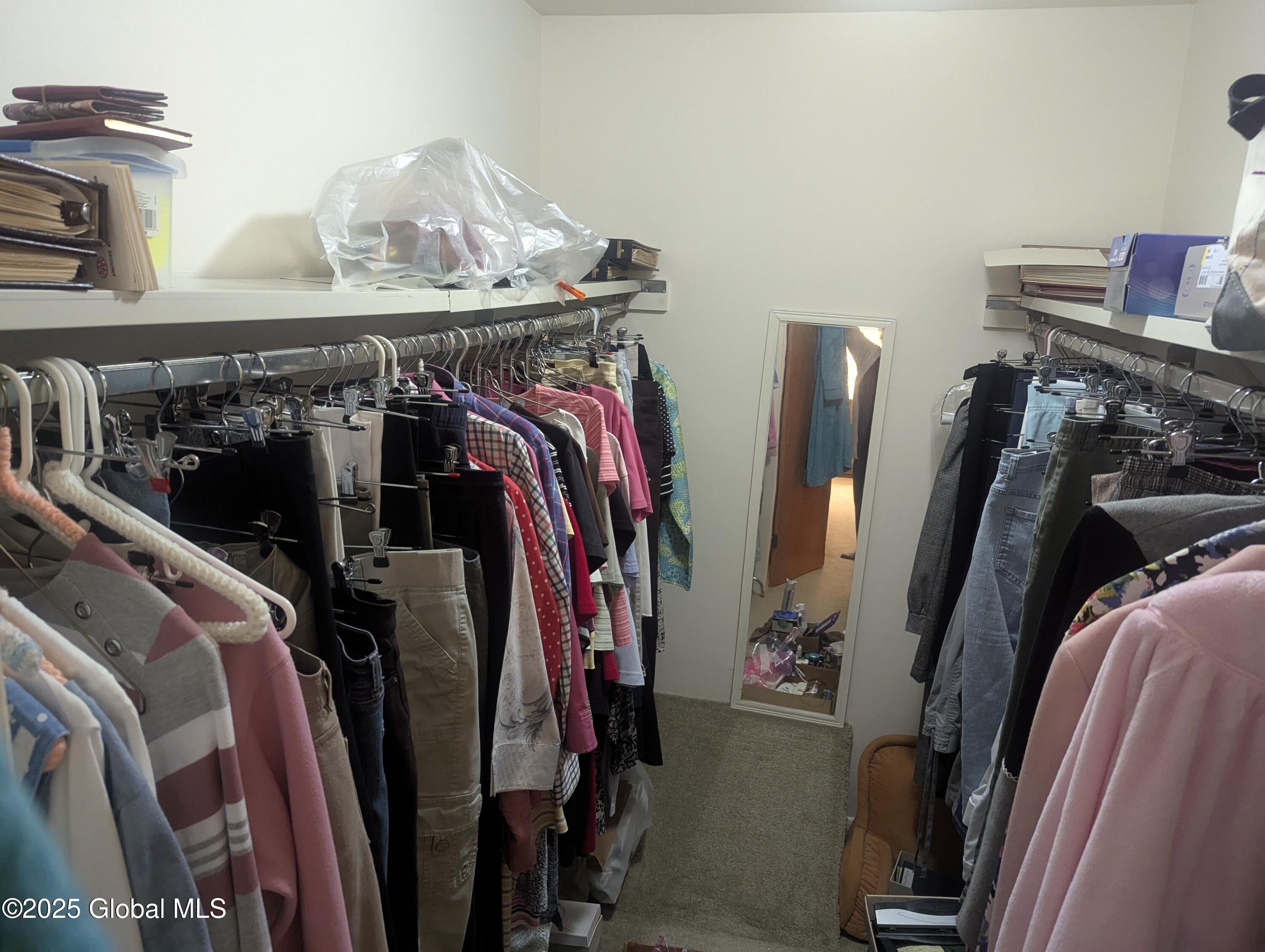 4 Canterbury Court, Albany, New York image 32