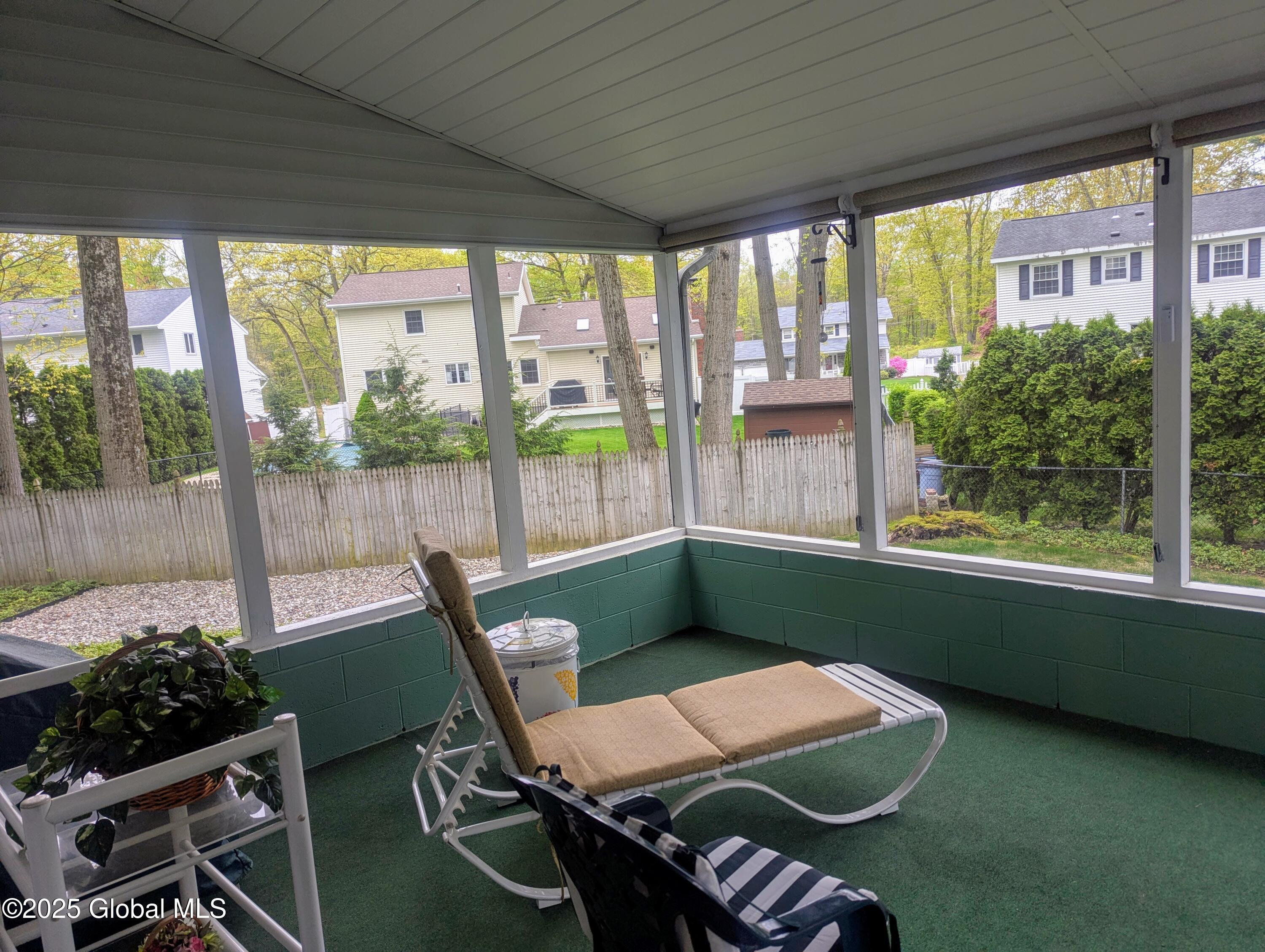 4 Canterbury Court, Albany, New York image 25