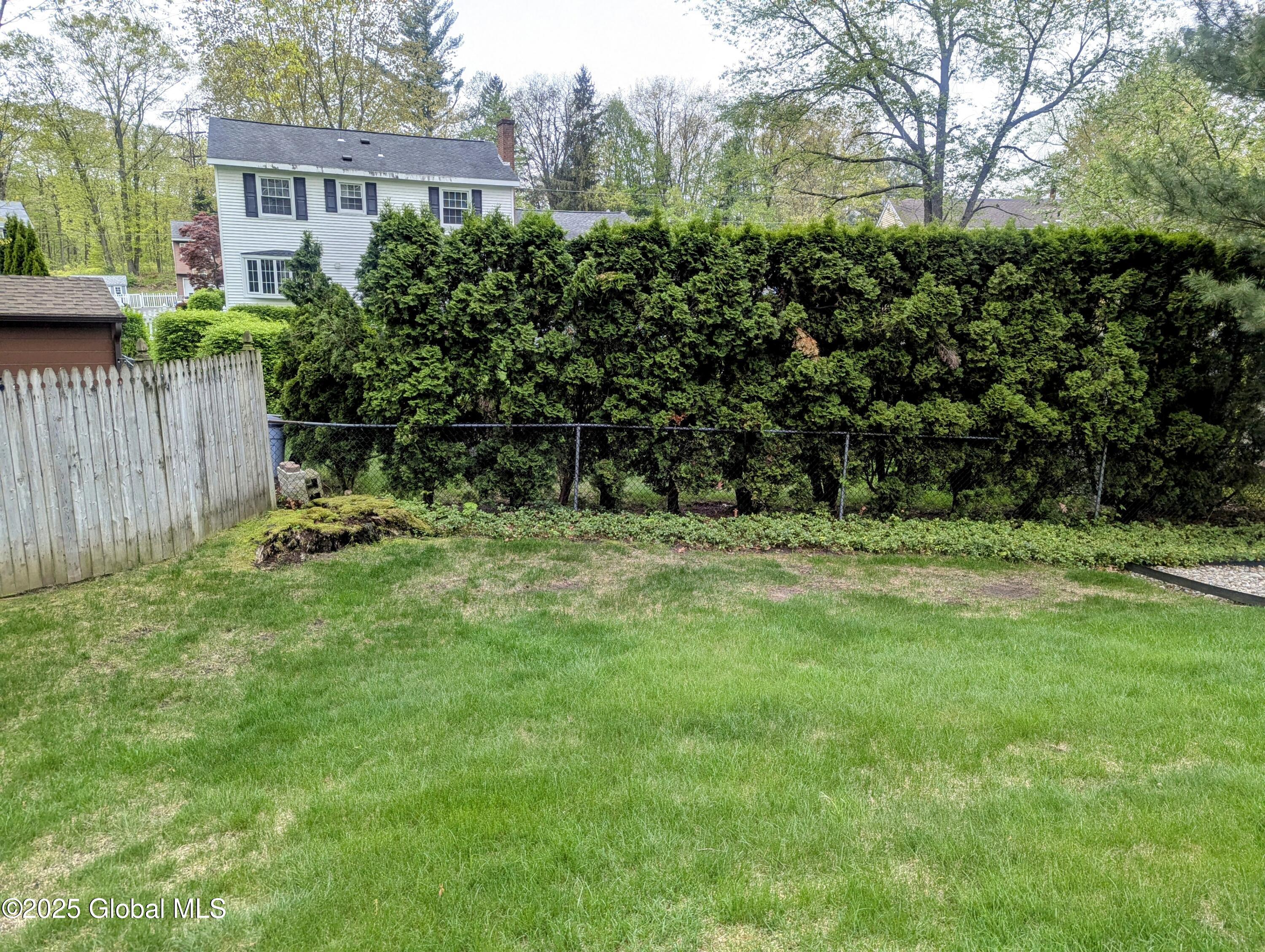 4 Canterbury Court, Albany, New York image 50