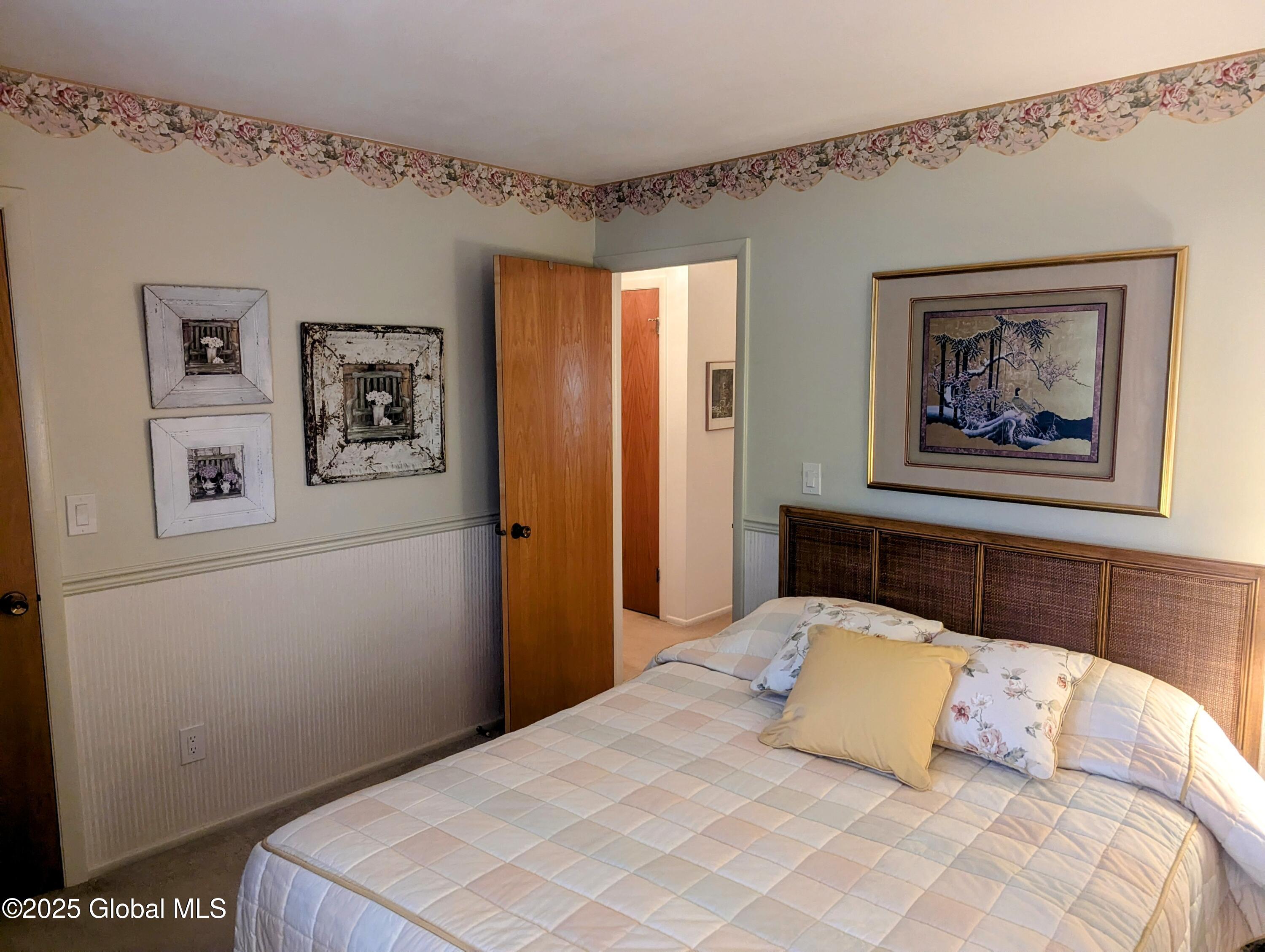 4 Canterbury Court, Albany, New York image 30