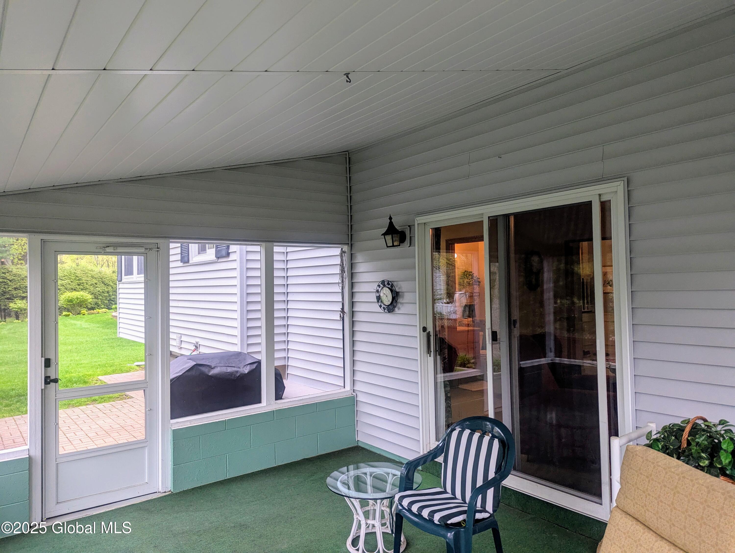 4 Canterbury Court, Albany, New York image 27