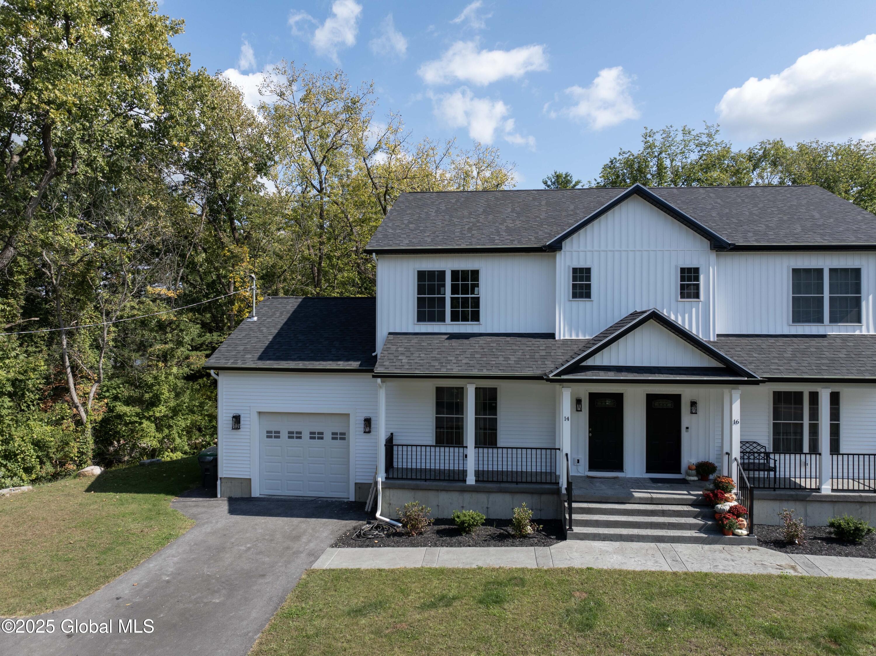 14 Kellogg Road, Stillwater, New York image 1