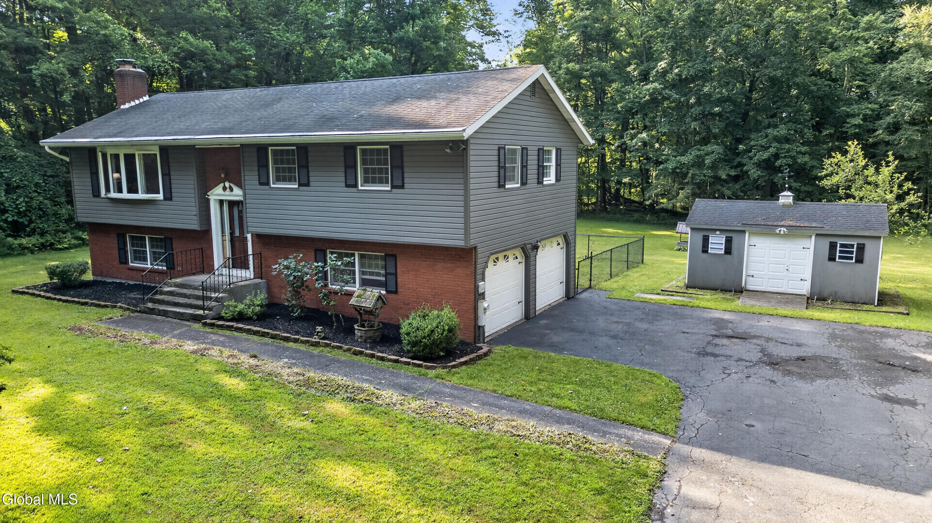 295 Font Grove Road