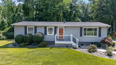 Photo of 32 Tabor Road, Mechanicville, NY 12118 (MLS # 202621711)