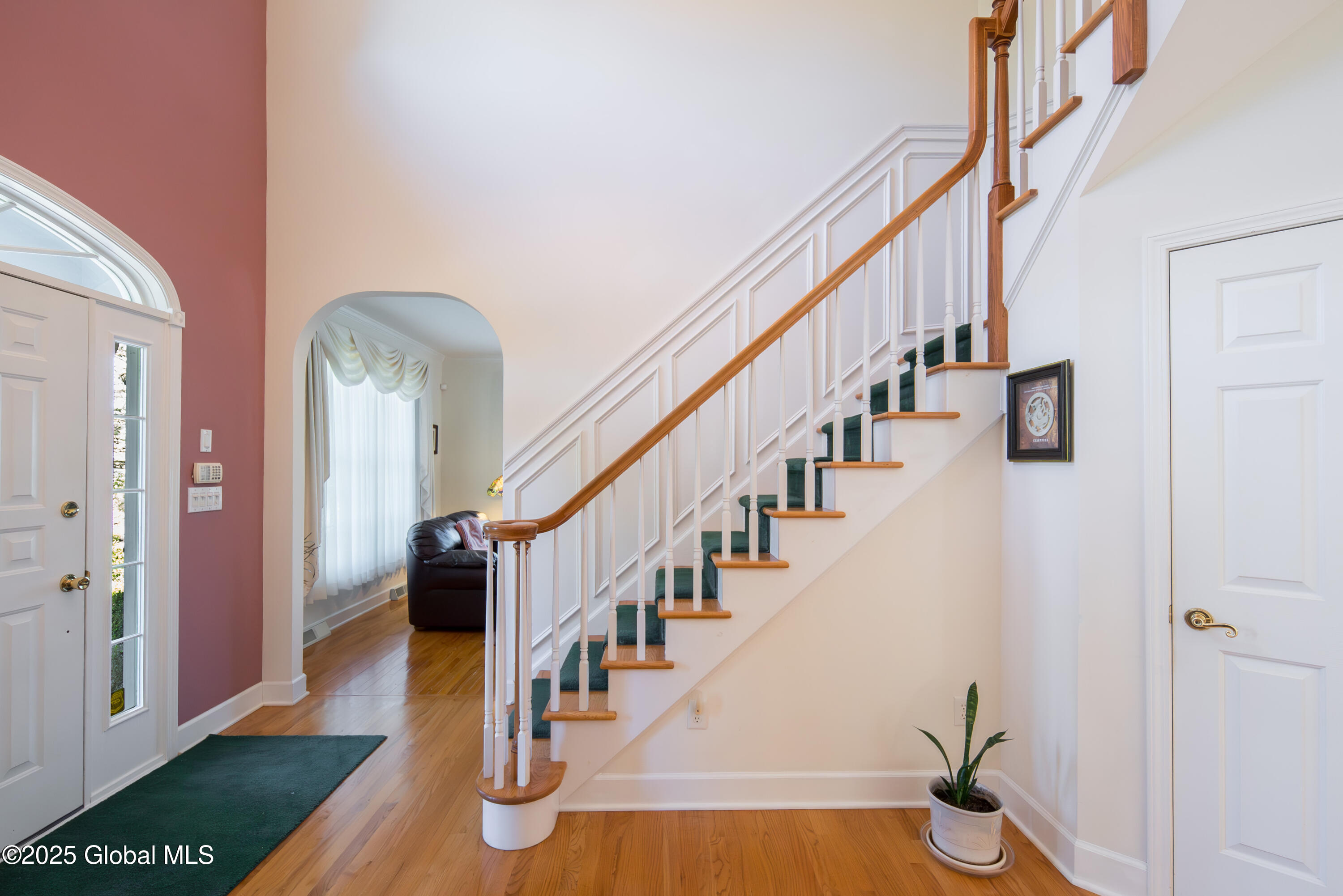 1 Avalon Court, Loudonville, New York image 7