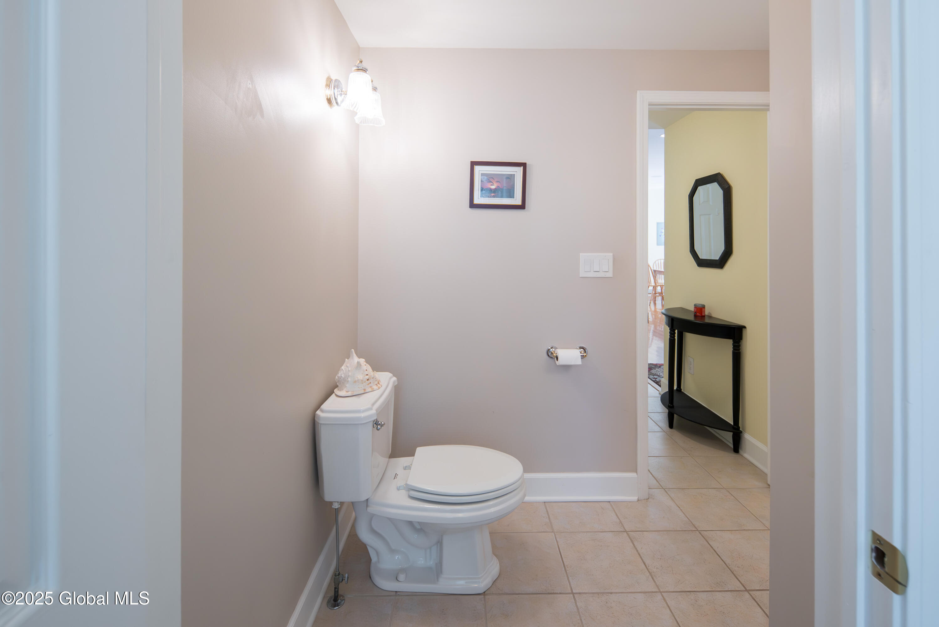 1 Avalon Court, Loudonville, New York image 24