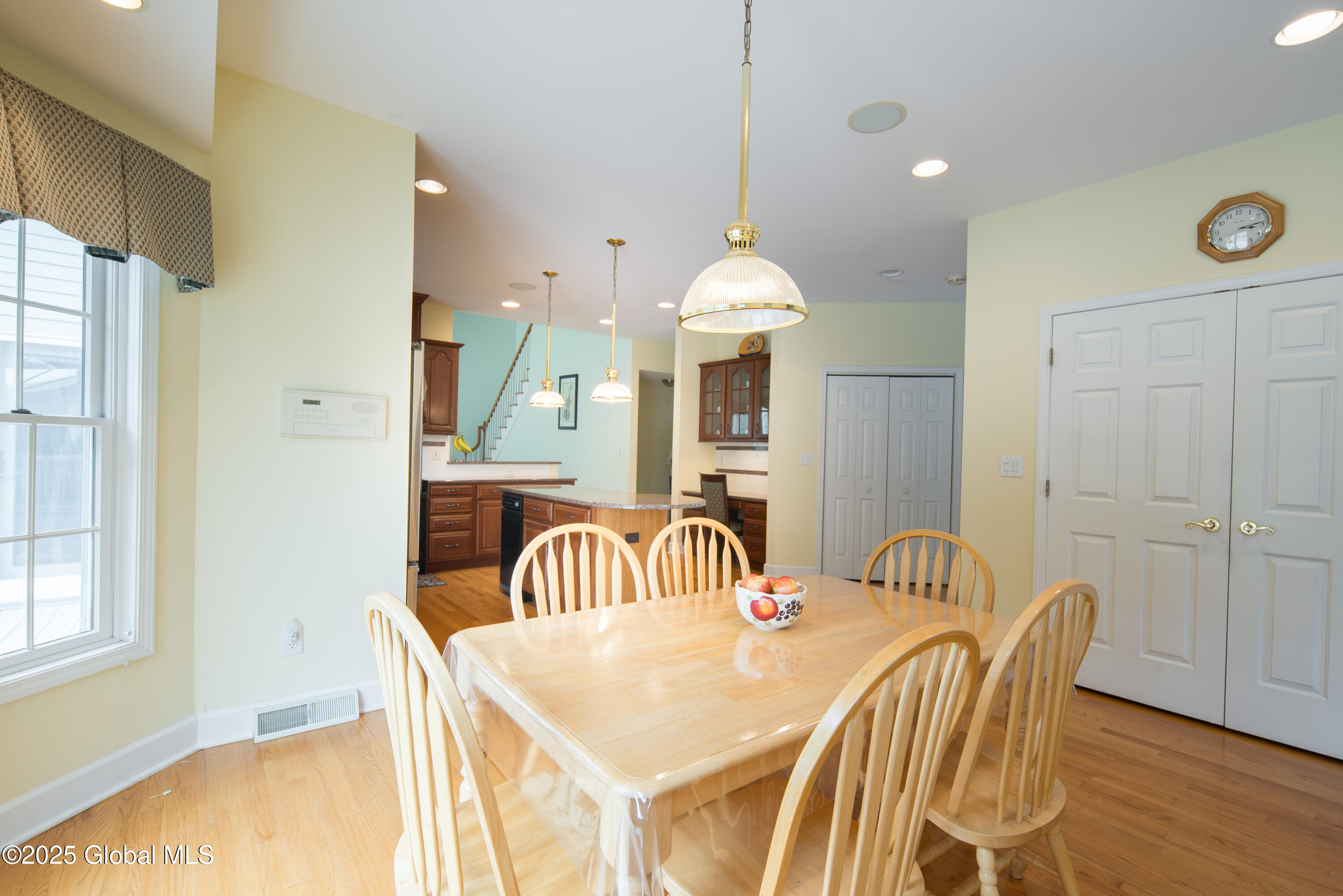 1 Avalon Court, Loudonville, New York image 11