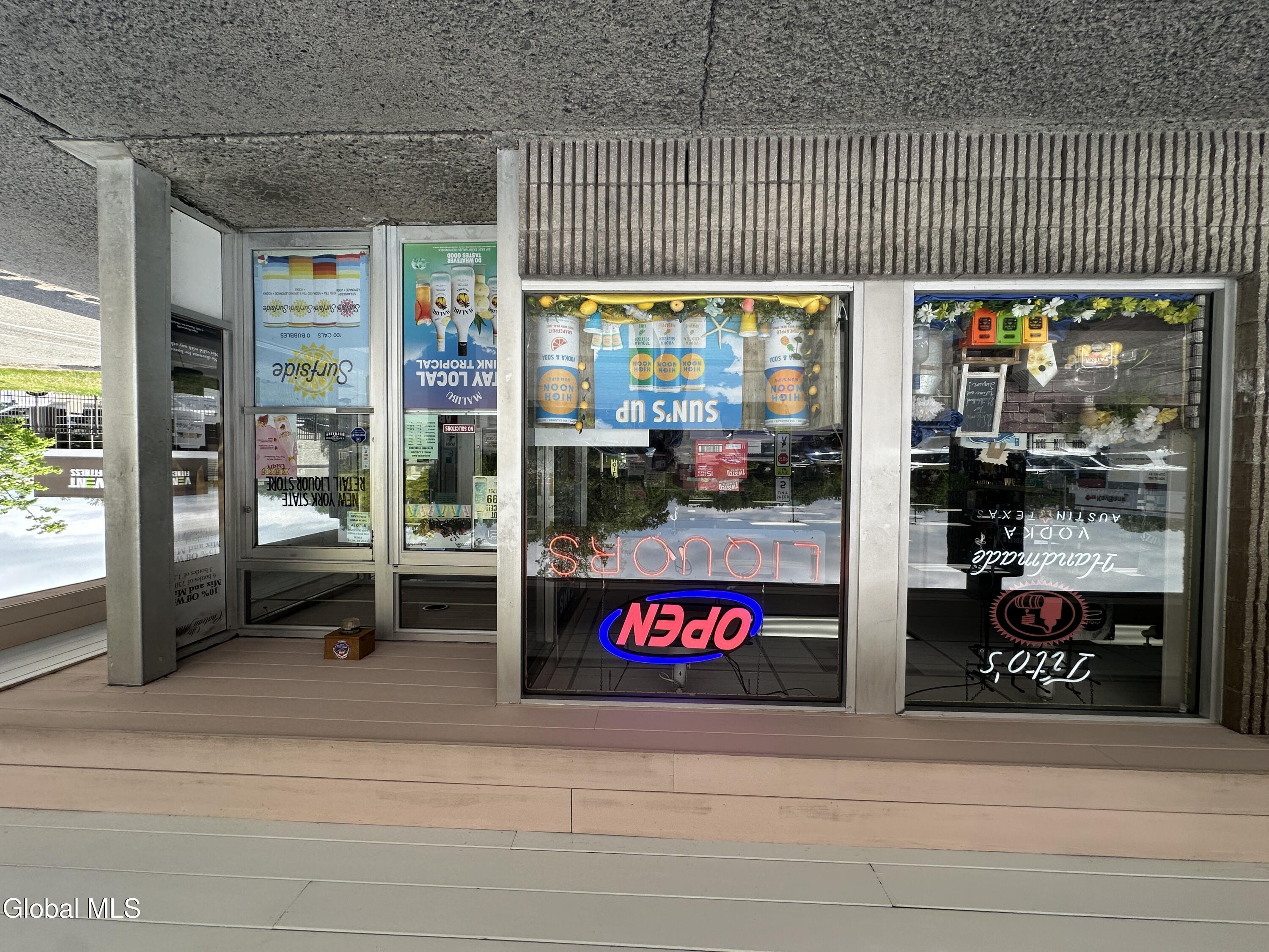2050 Western Avenue 103
