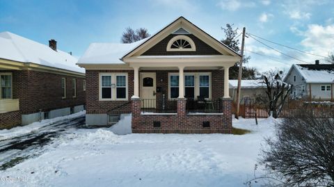 Photo of 81 Edgecomb Street, Albany, NY 12209 (MLS # 202530466)