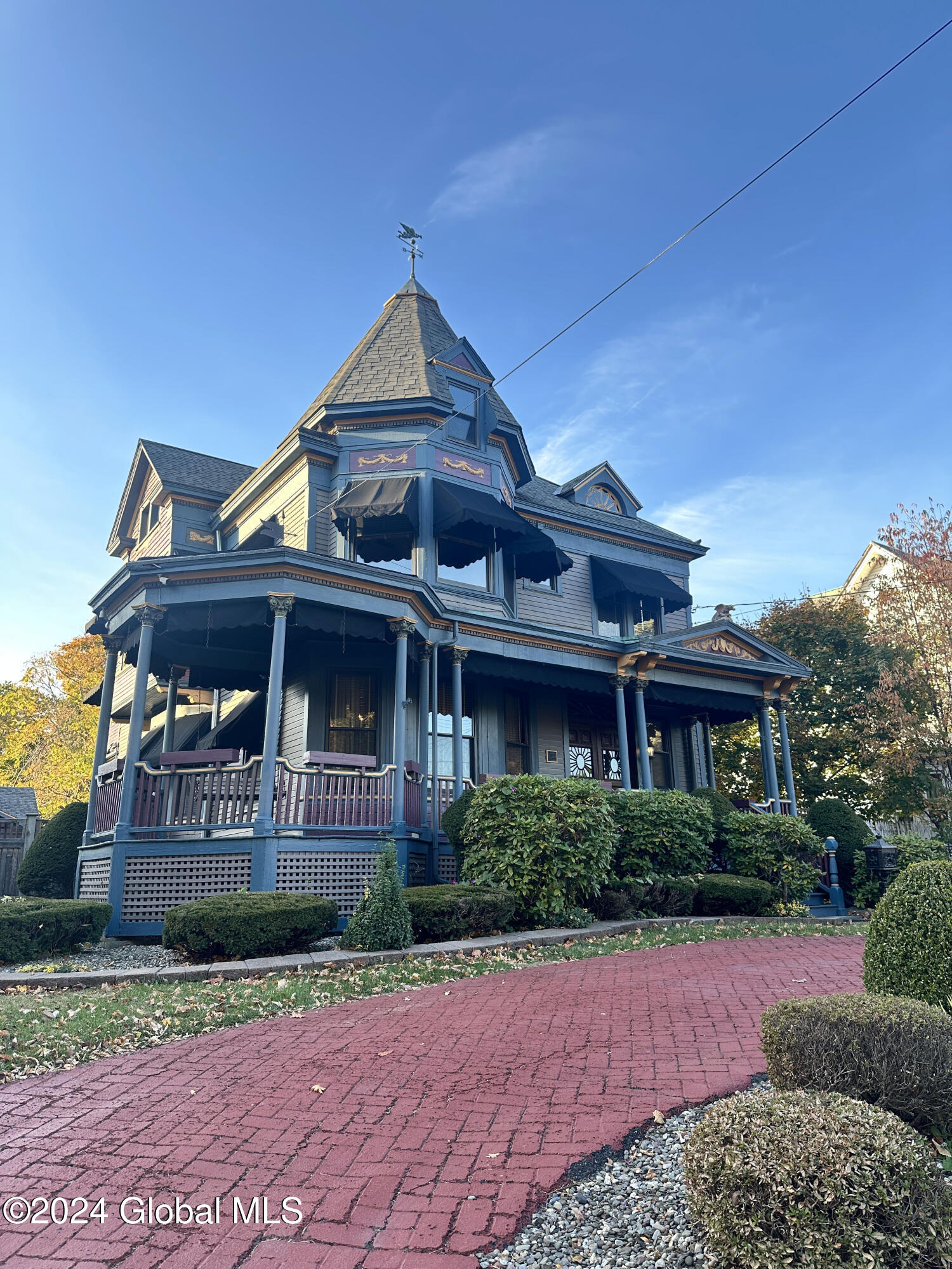 140 Oakwood Ave Avenue, Troy, New York image 1