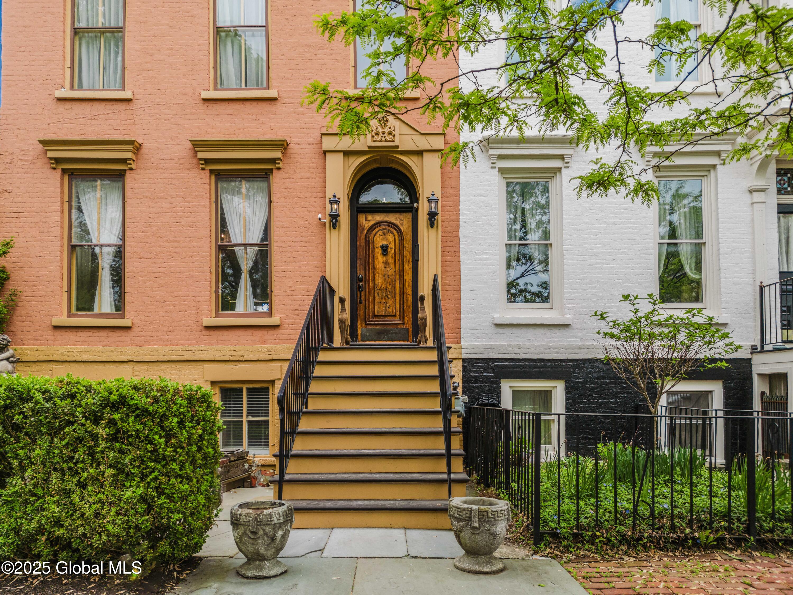 1 E Court Street, Hudson, New York image 9