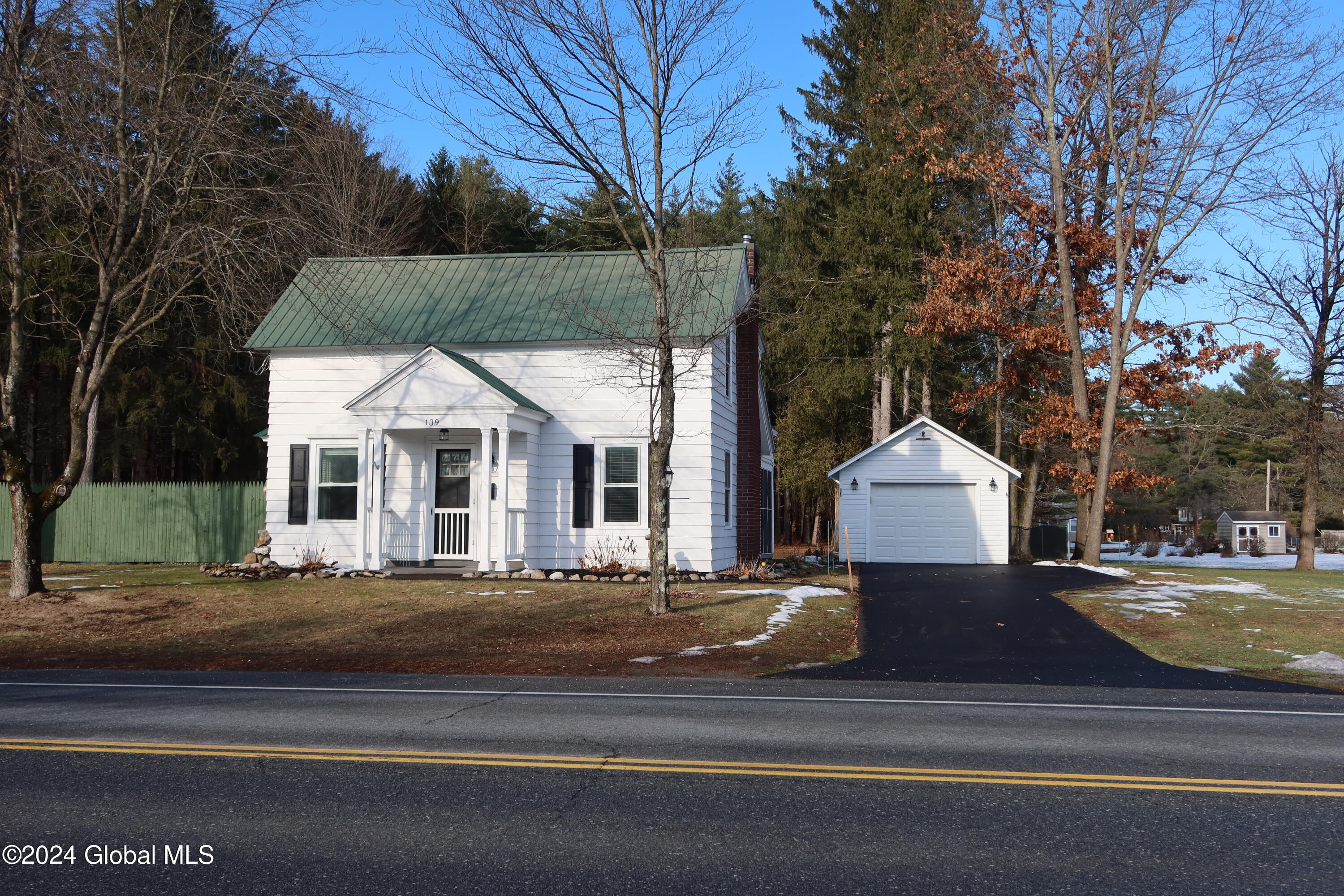 139 Dixon Road, Queensbury, New York image 43