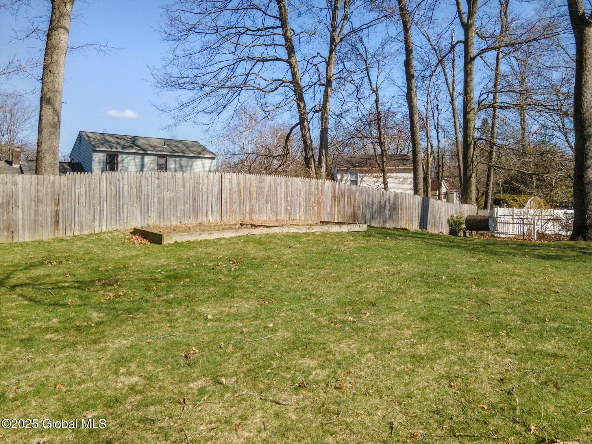 4 Lakewood Drive, Saratoga Springs, New York image 44