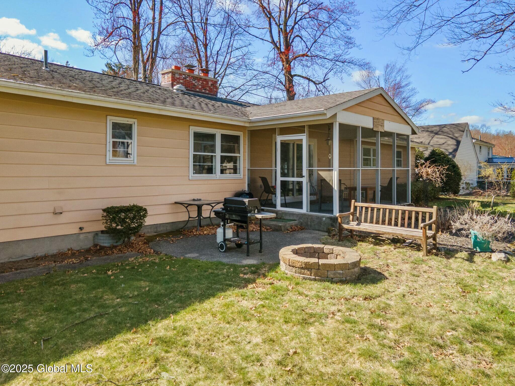 4 Lakewood Drive, Saratoga Springs, New York image 41