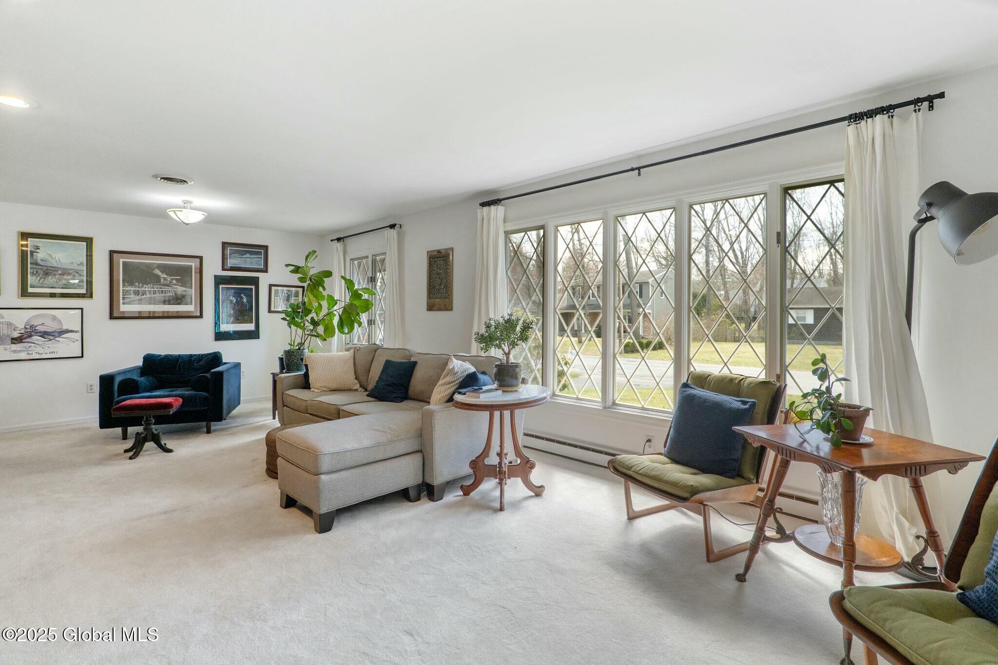 4 Lakewood Drive, Saratoga Springs, New York image 11