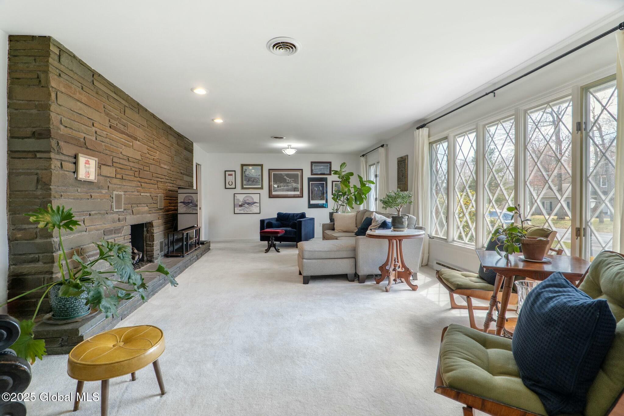 4 Lakewood Drive, Saratoga Springs, New York image 10