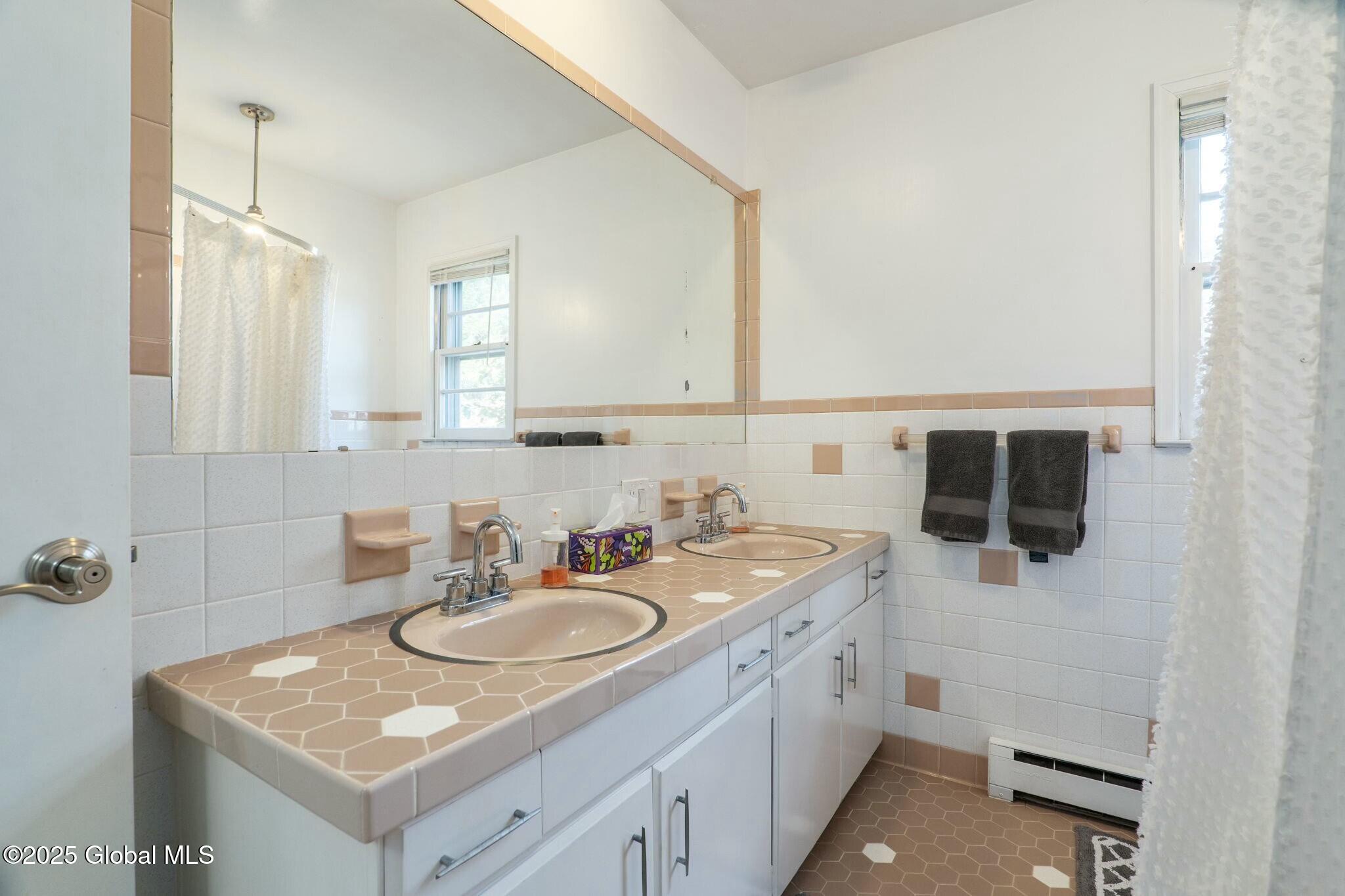 4 Lakewood Drive, Saratoga Springs, New York image 33