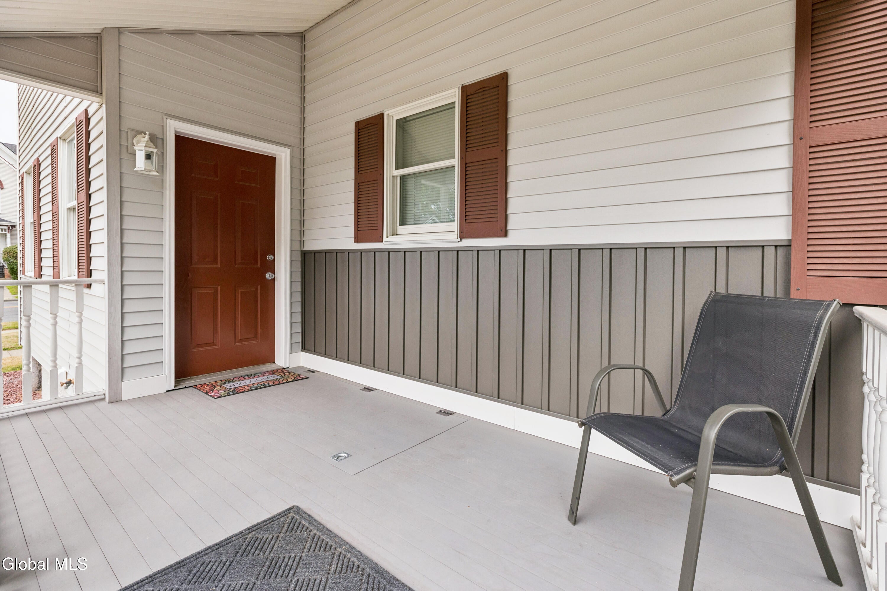 437 Glen Street