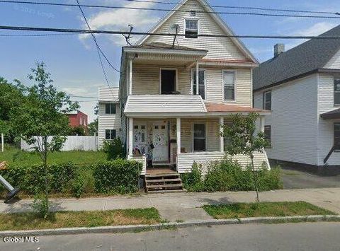 Photo of 963 Strong Street, Schenectady, NY 12307 (MLS # 202610315)