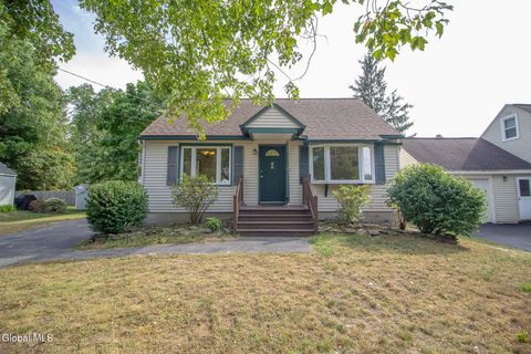 Photo of 50 New Shaker Road, Colonie, NY 12205 (MLS # 202526221)
