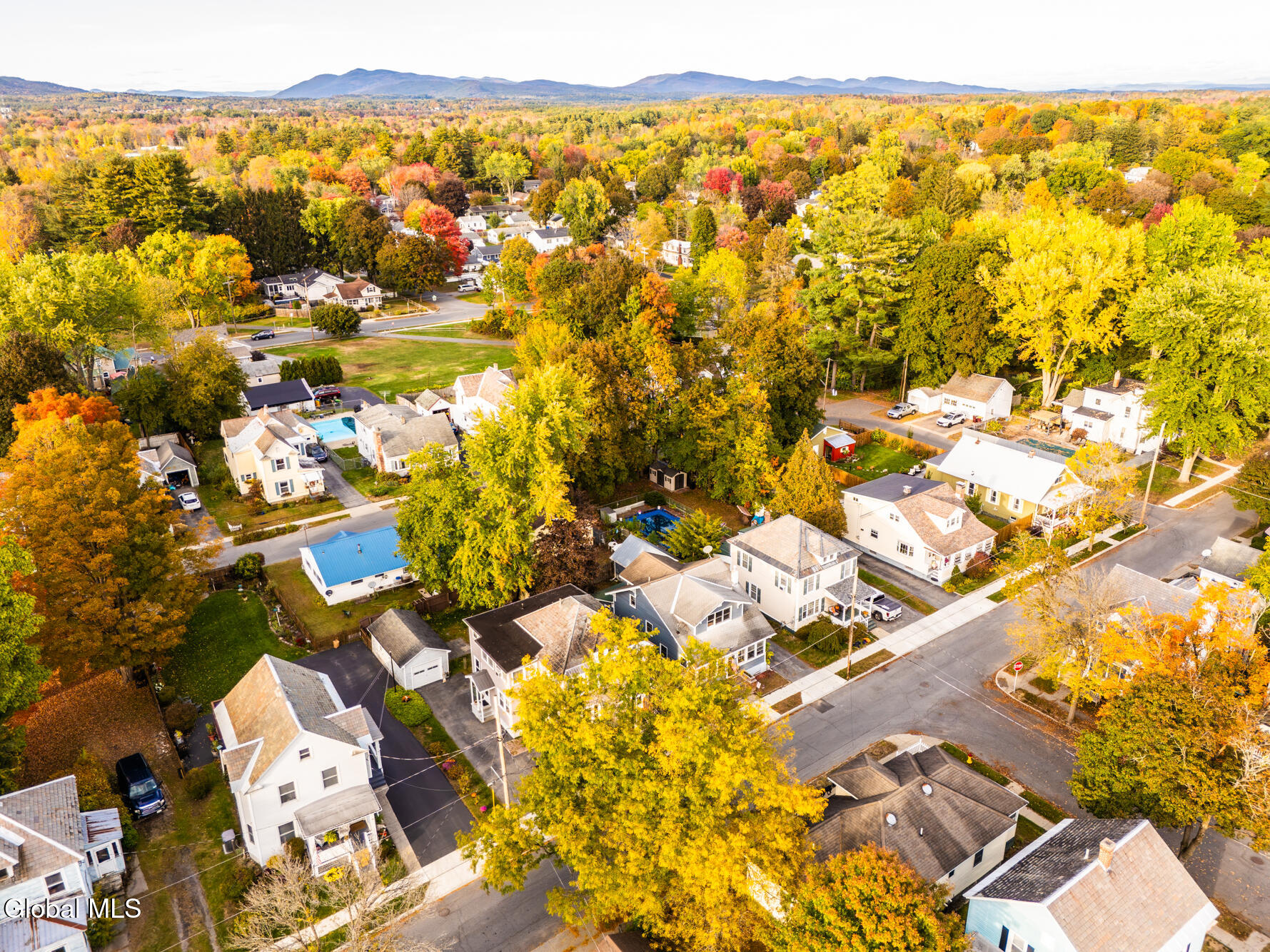 26 Flandreaux Avenue