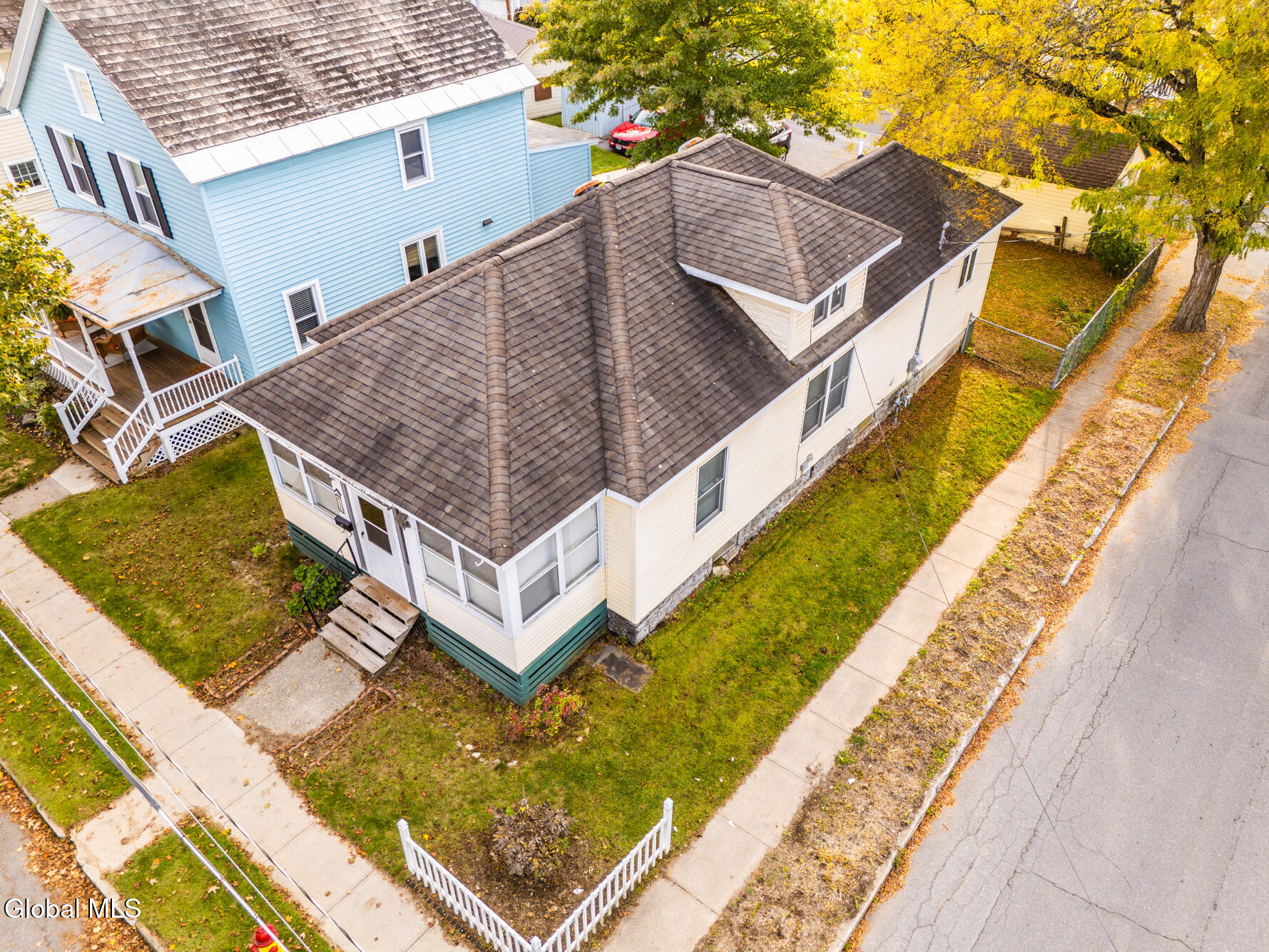 26 Flandreaux Avenue