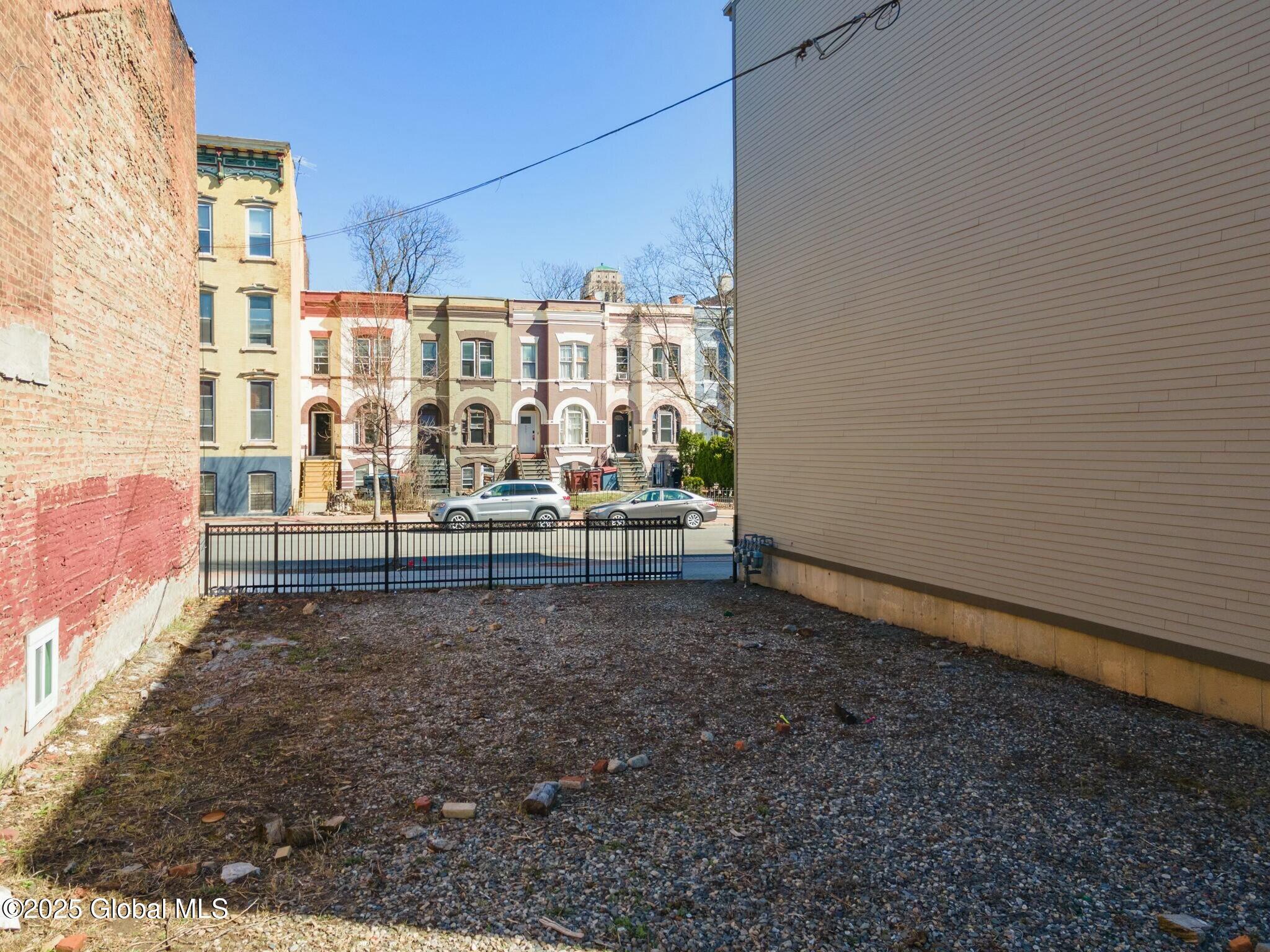 366 Madison Avenue, Albany, New York image 4