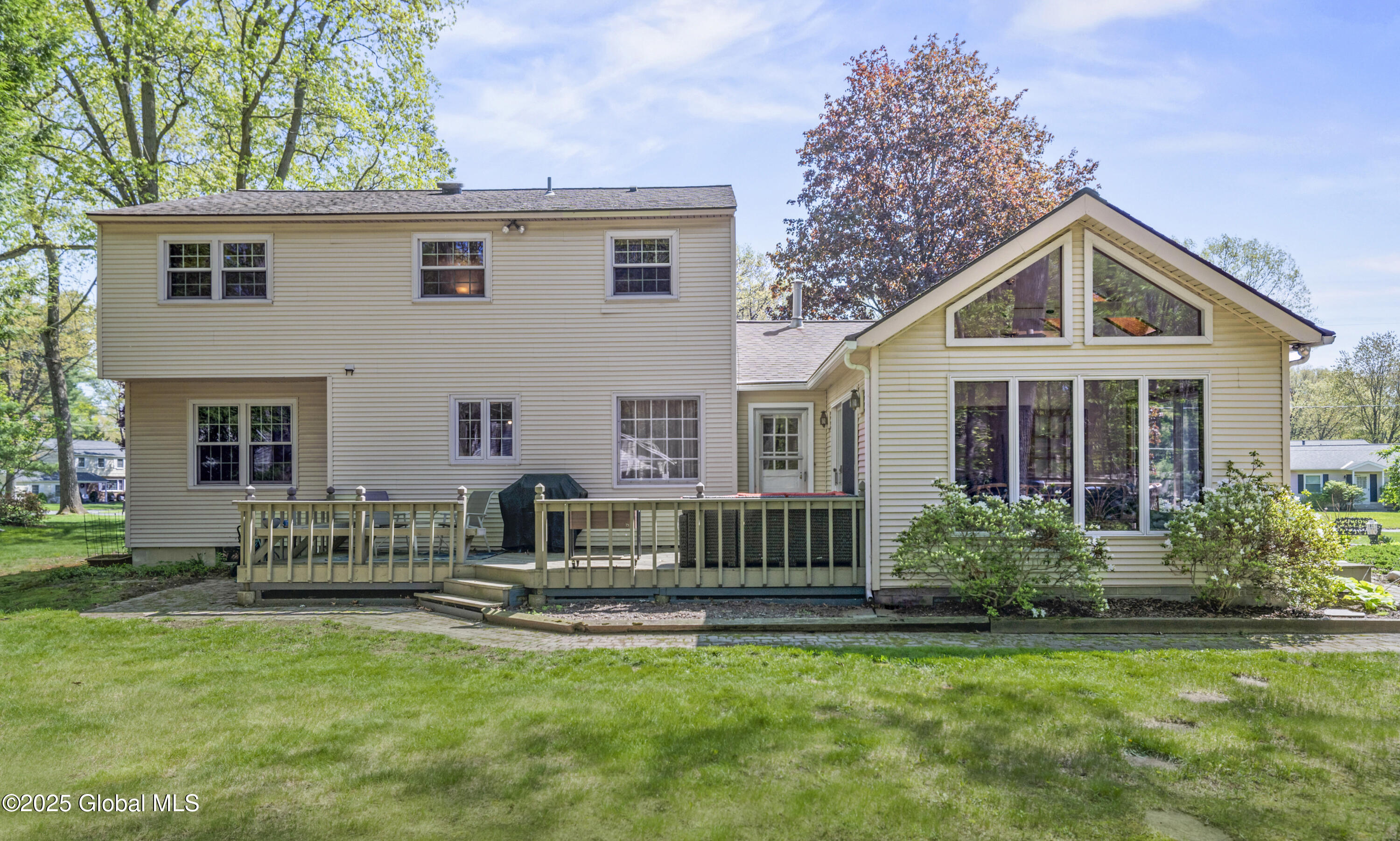 24 S Nottingham Way, Clifton Park, New York image 21
