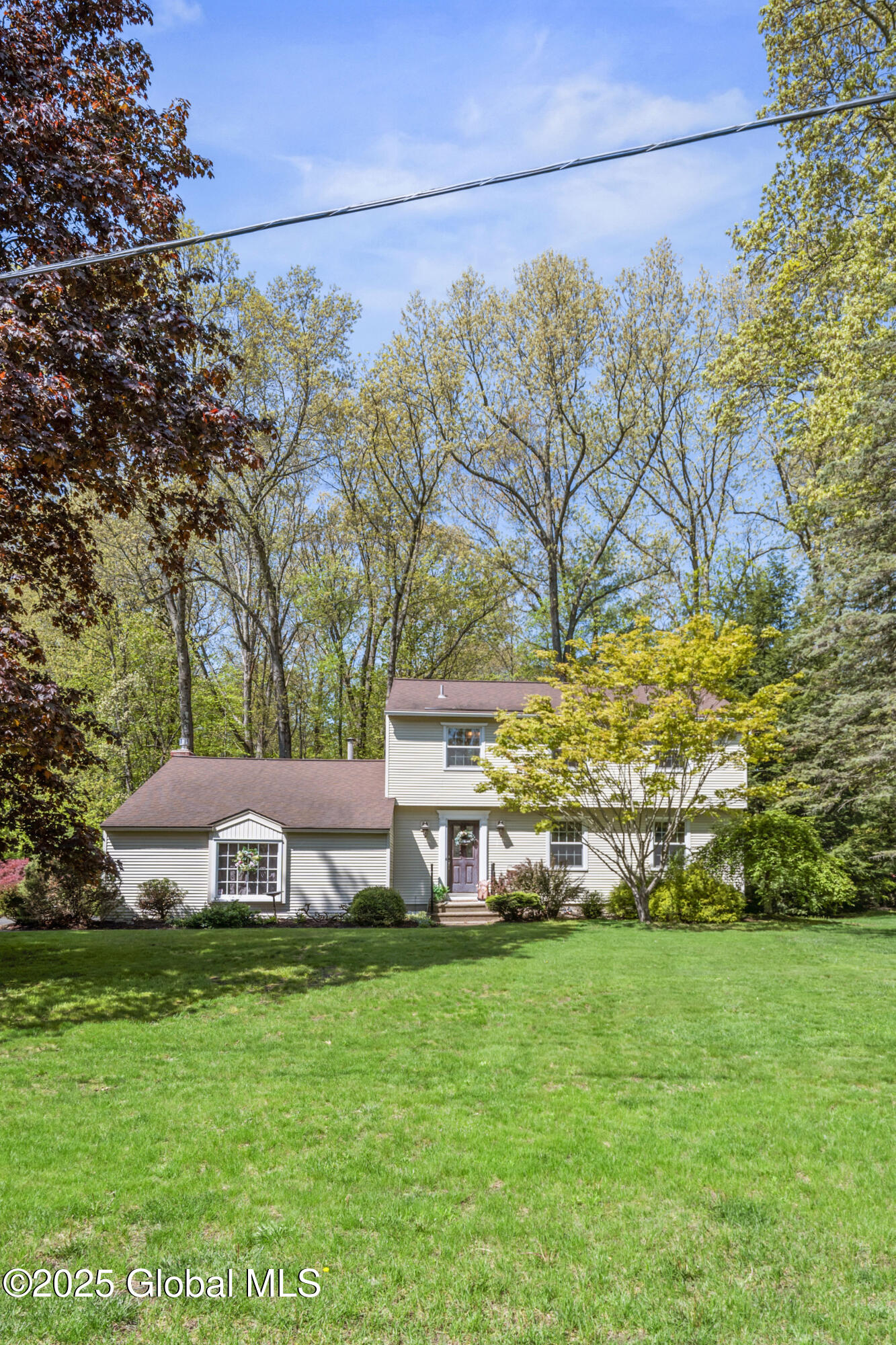 24 S Nottingham Way, Clifton Park, New York image 4