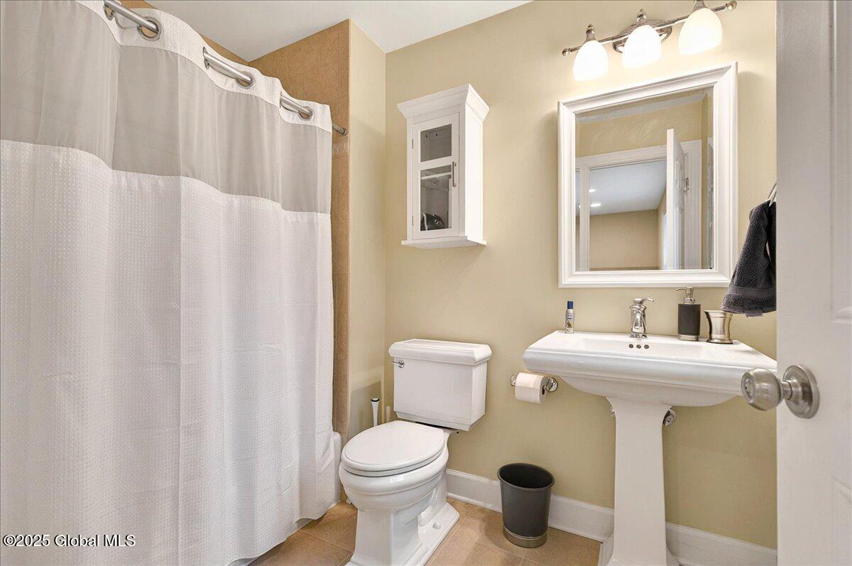 779 Waldens Pond, Albany, New York image 38