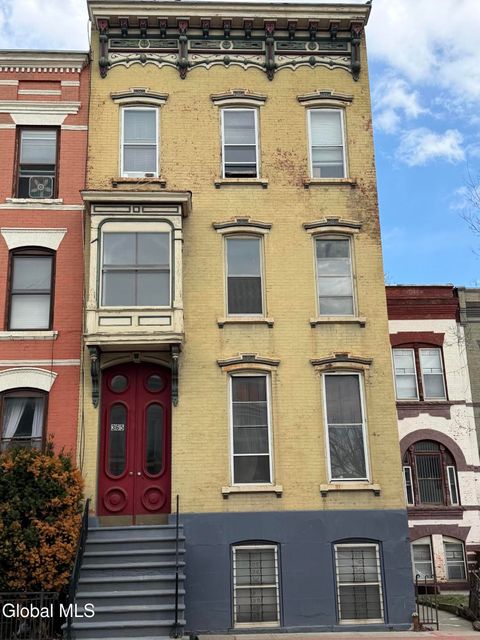 Photo of 365 Madison Avenue #2, Albany, NY 12210 (MLS # 202613177)